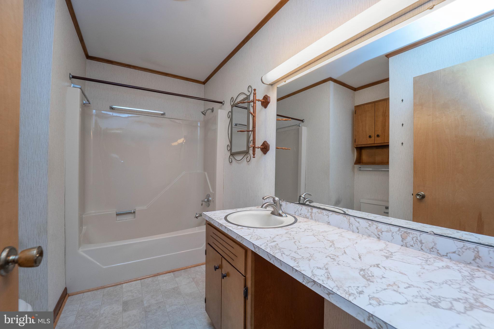 CHESAPEAKE LANDING - Residential