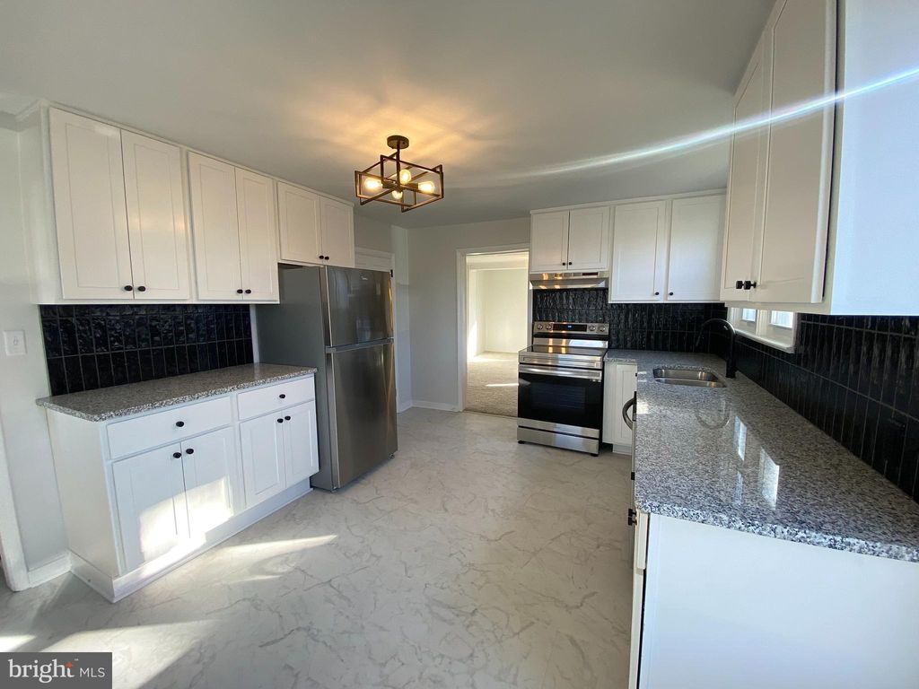 Photo of 796 Cleveland Avenue, CHAMBERSBURG, PA 17201 (MLS # PAFL2032078)