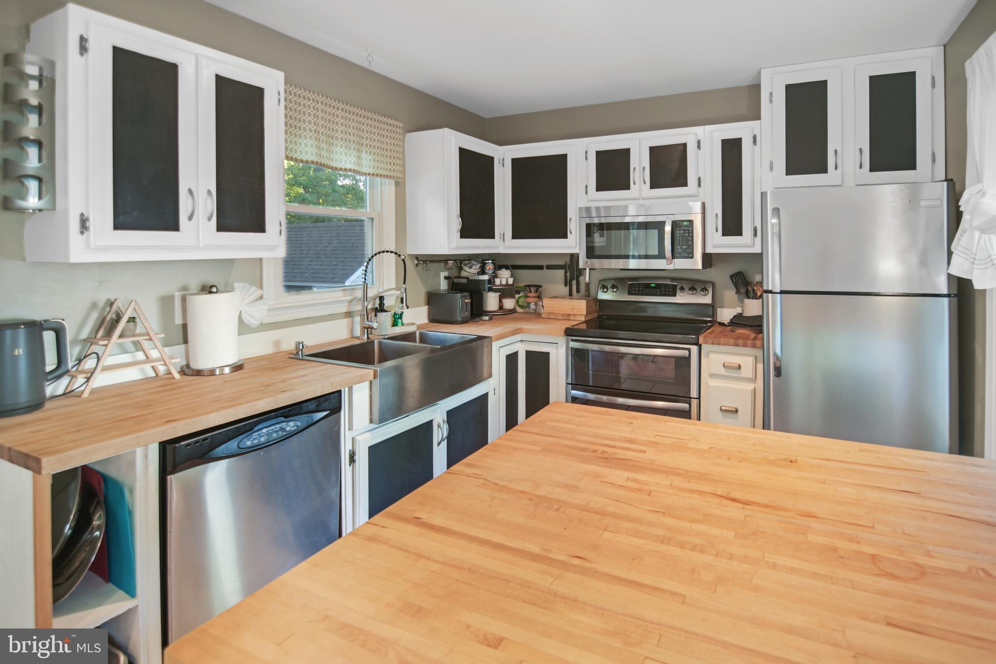 WILSHIRE - Residential Lease