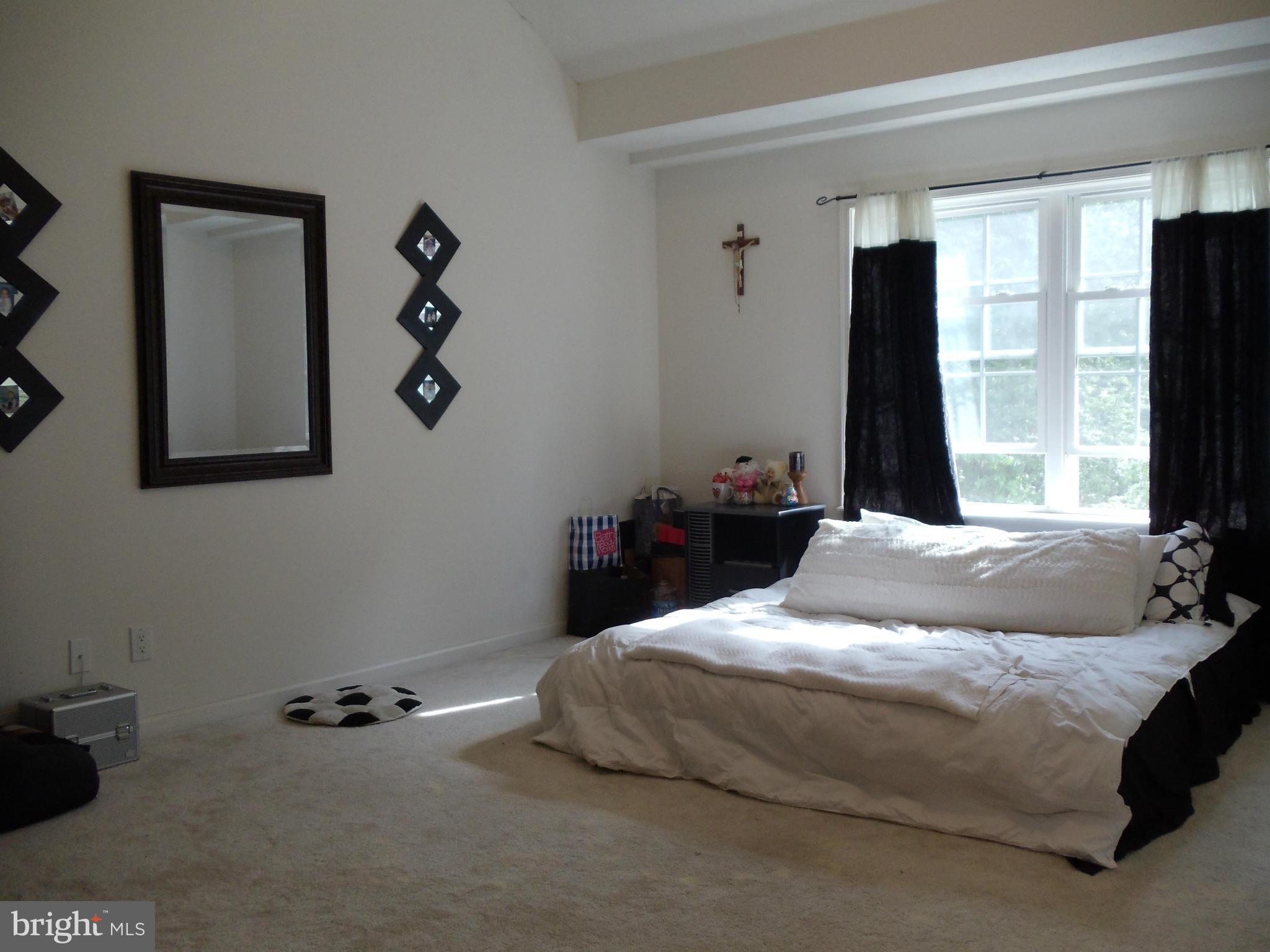 WIDEWATER VILLAGE - Residential Lease