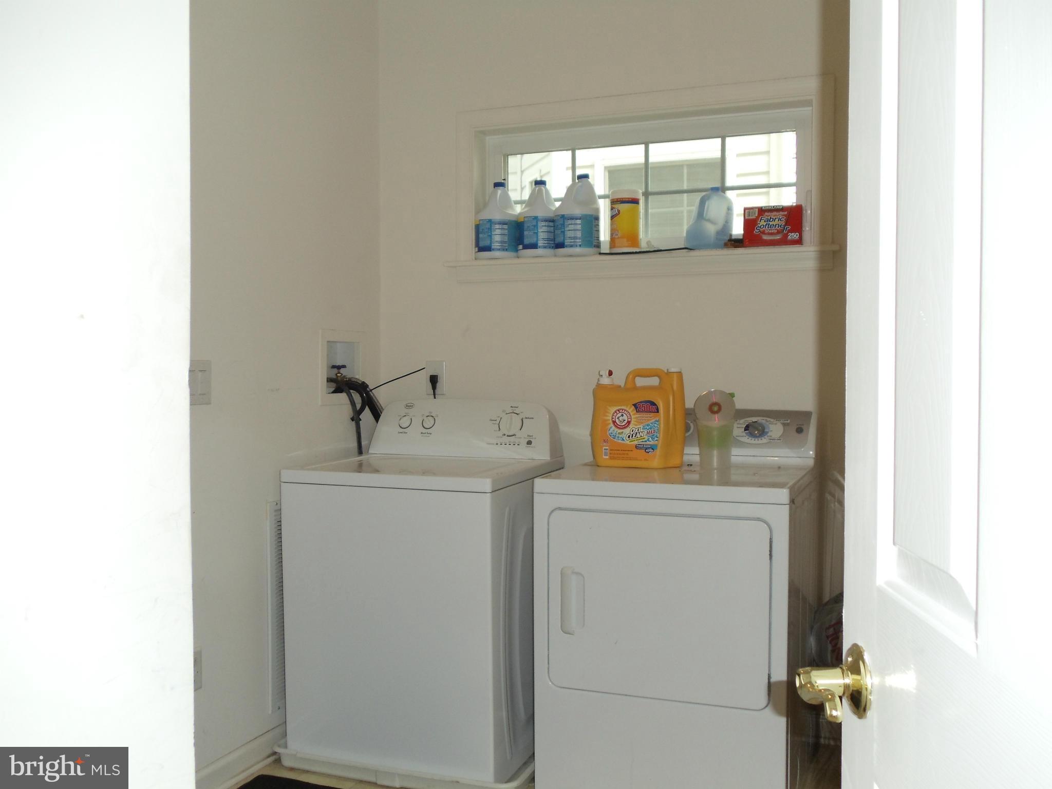 WIDEWATER VILLAGE - Residential Lease