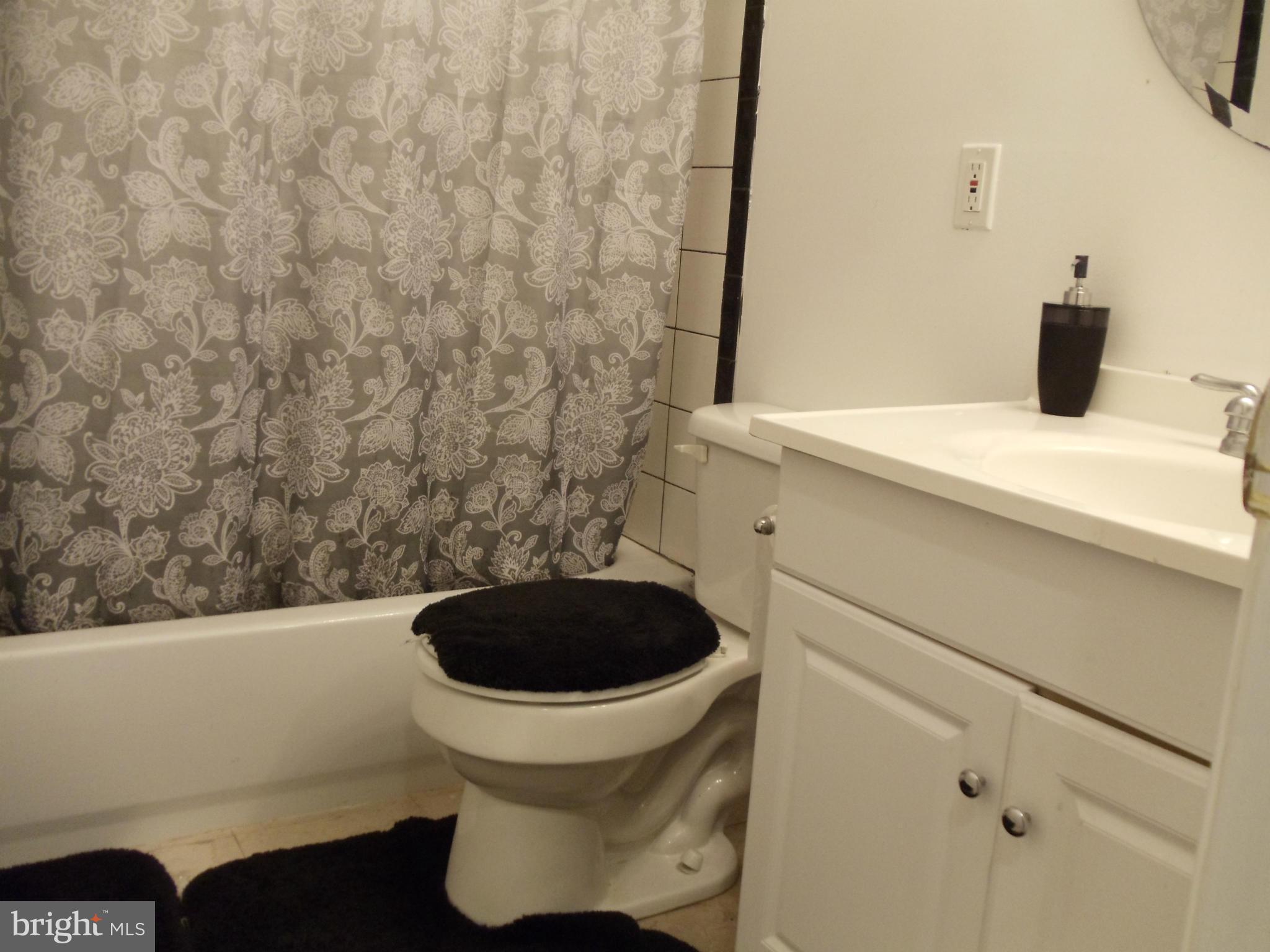 WIDEWATER VILLAGE - Residential Lease