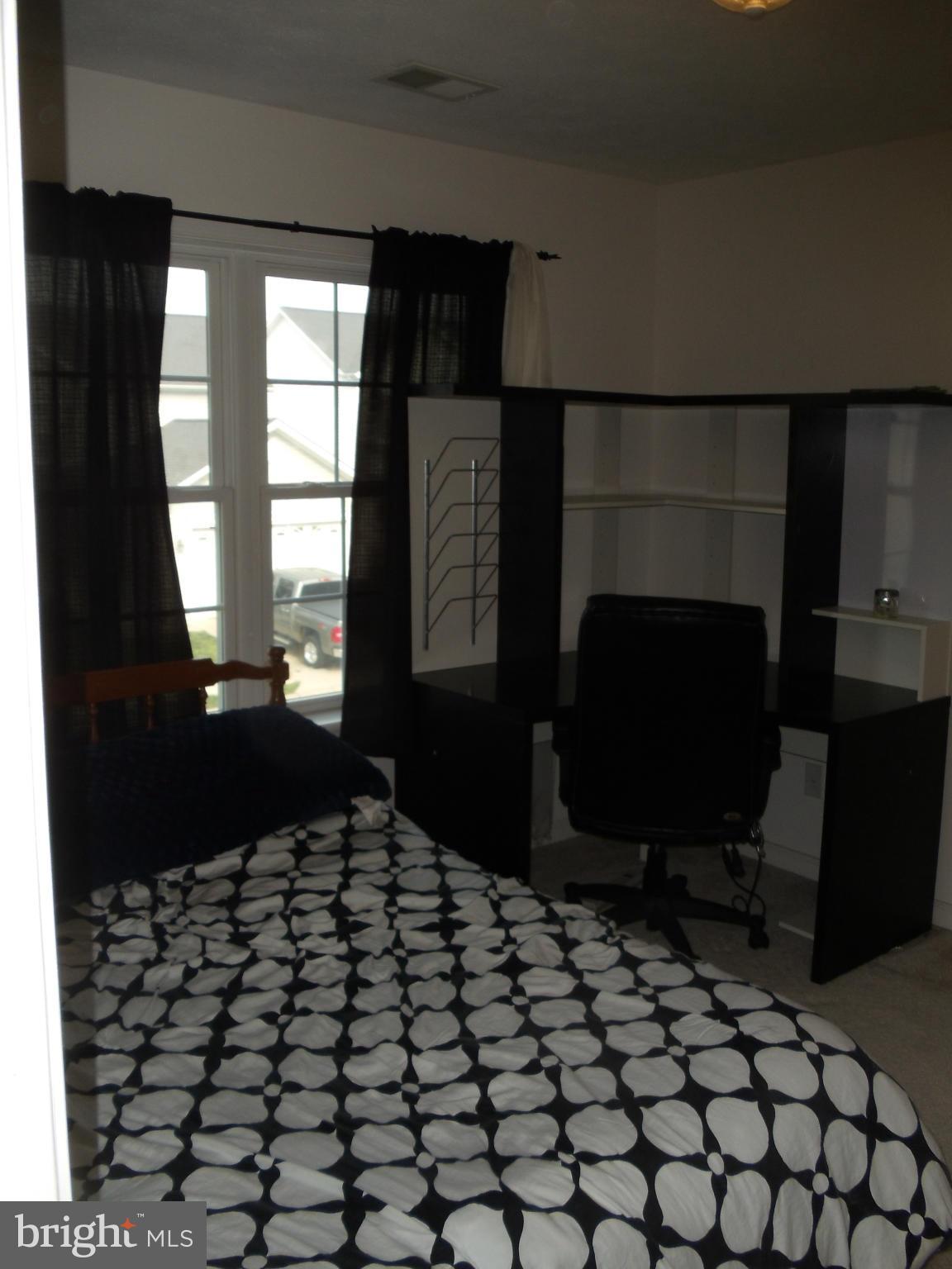 WIDEWATER VILLAGE - Residential Lease