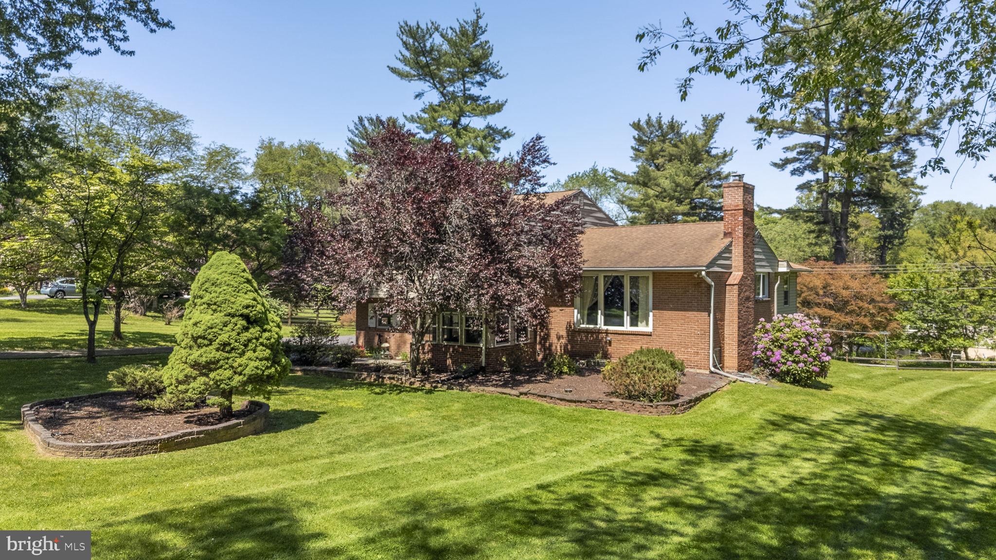 THORNBURY ESTATES - Residential
