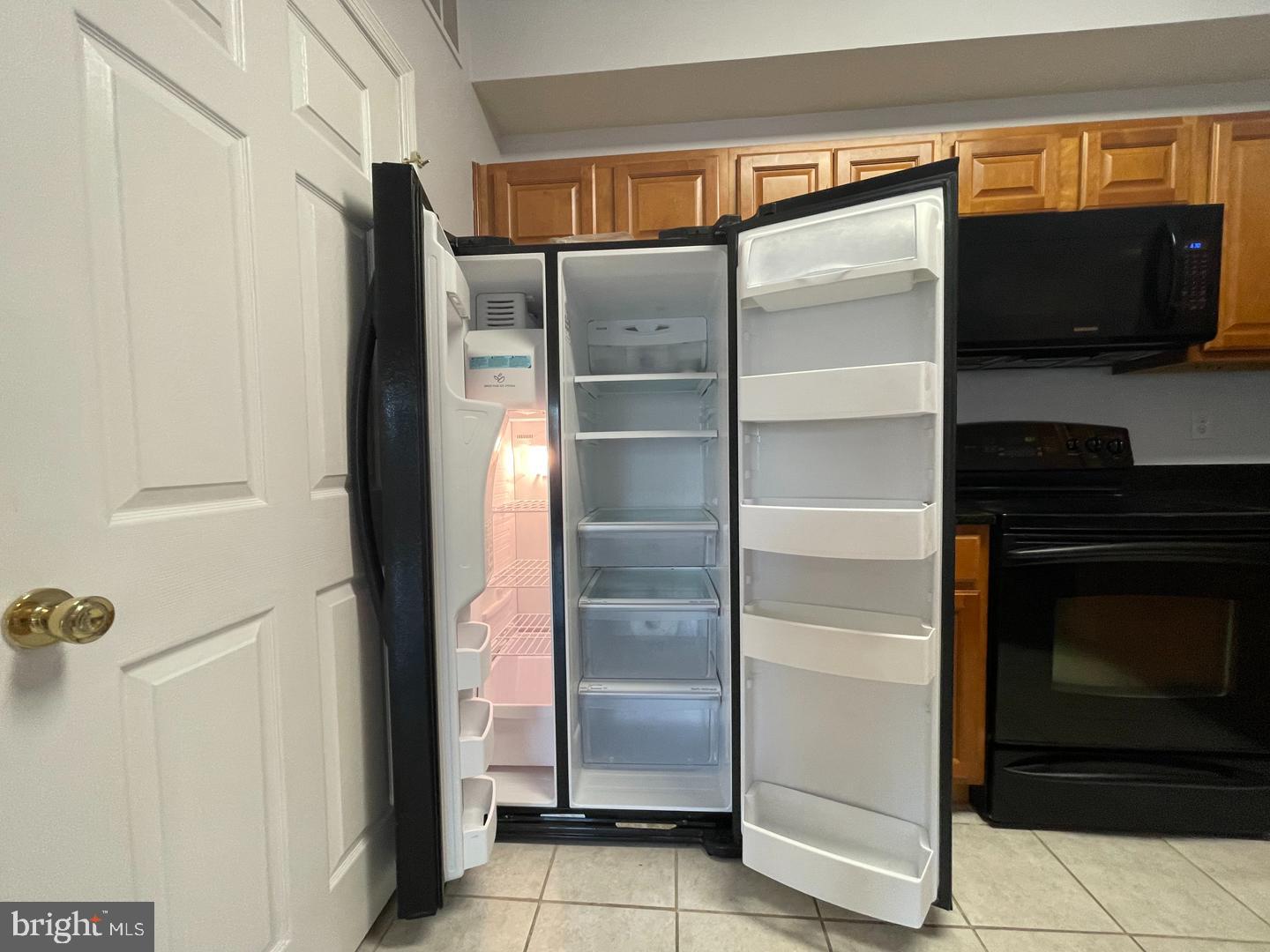 GATES OF MCLEAN - Residential