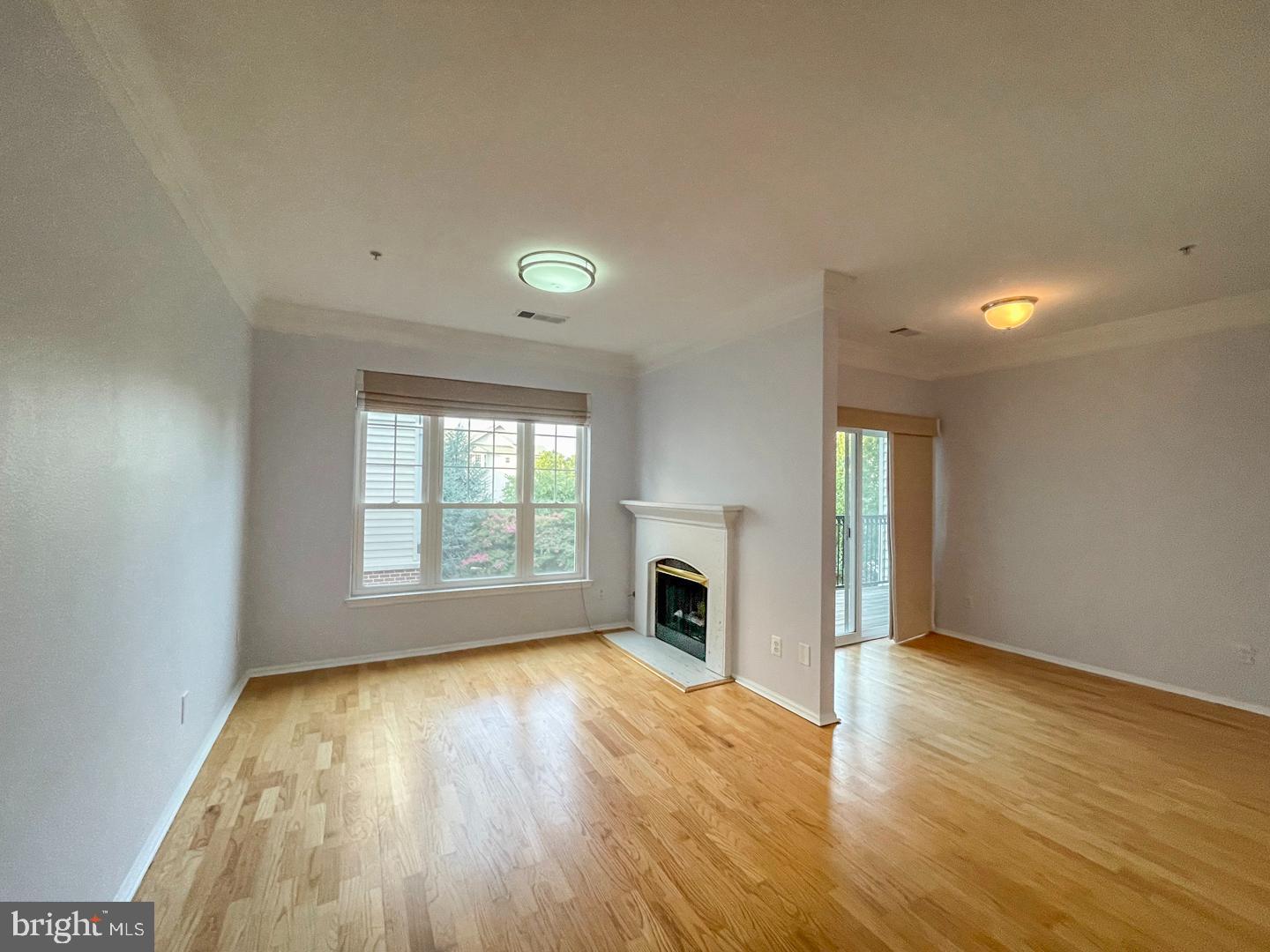 GATES OF MCLEAN - Residential