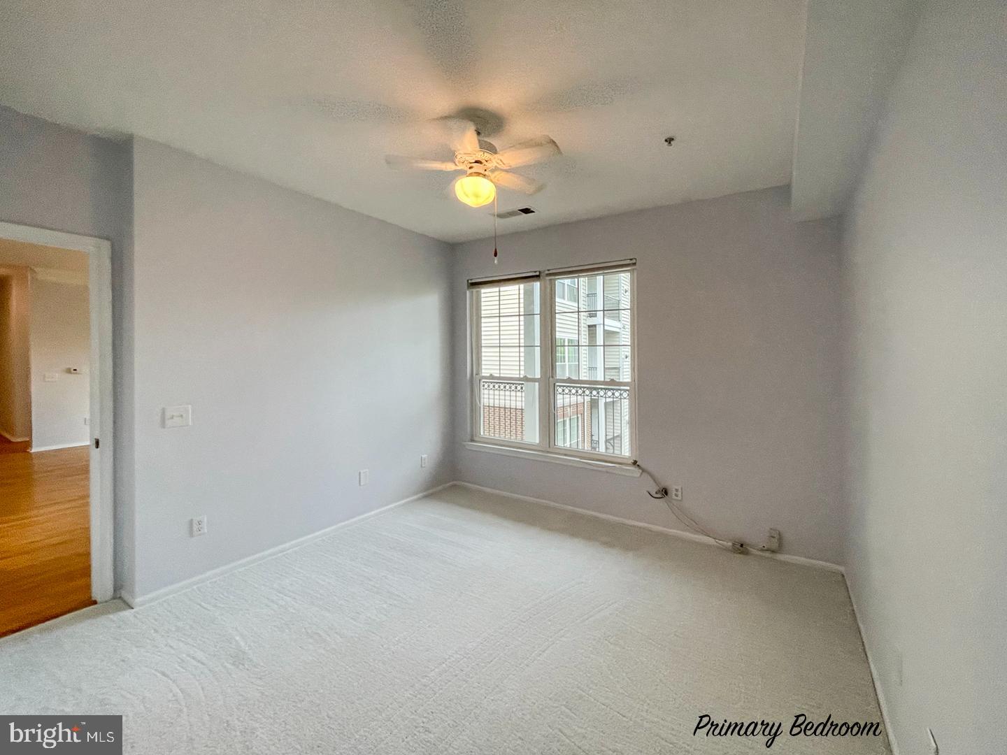 GATES OF MCLEAN - Residential