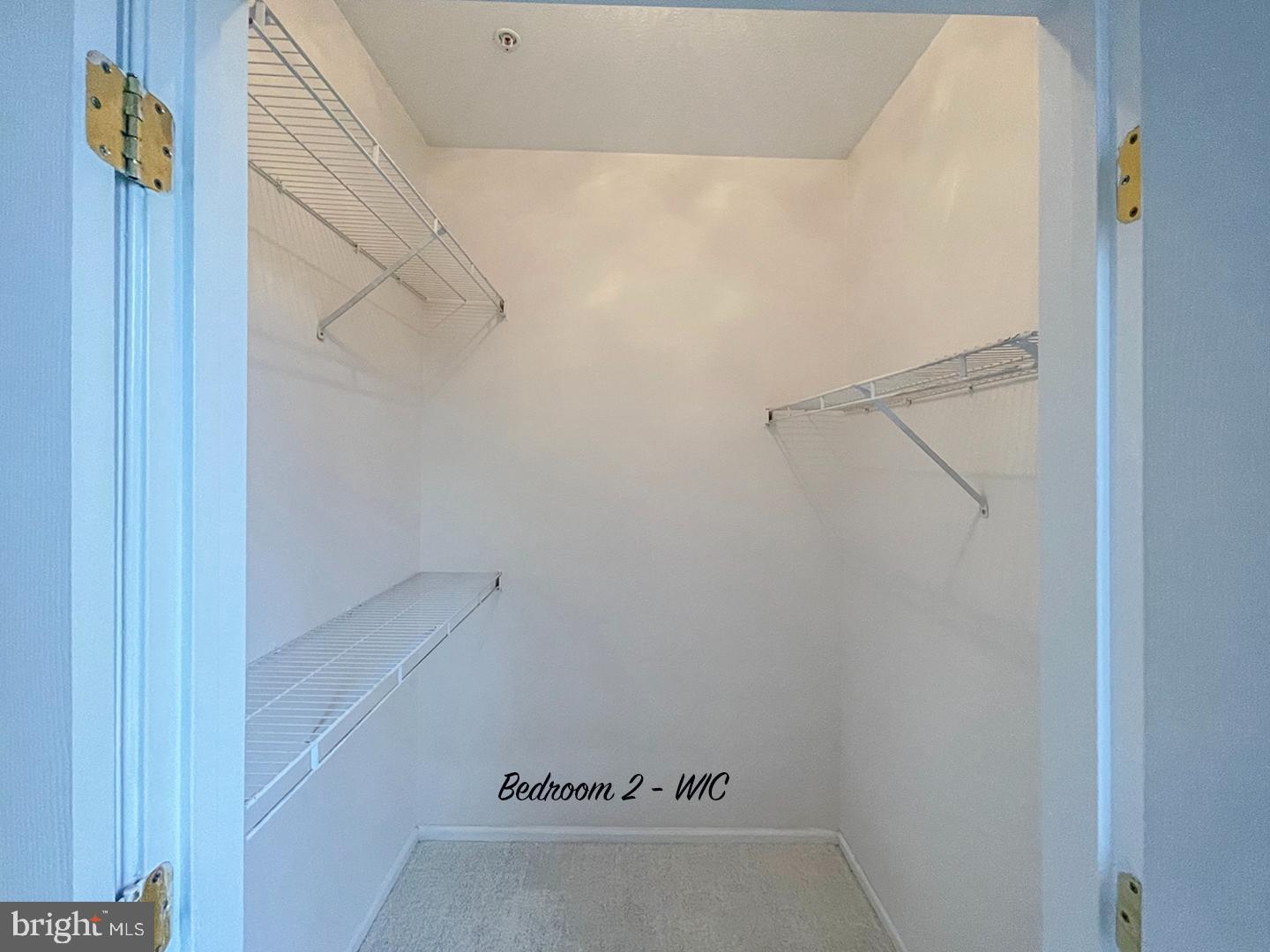 GATES OF MCLEAN - Residential