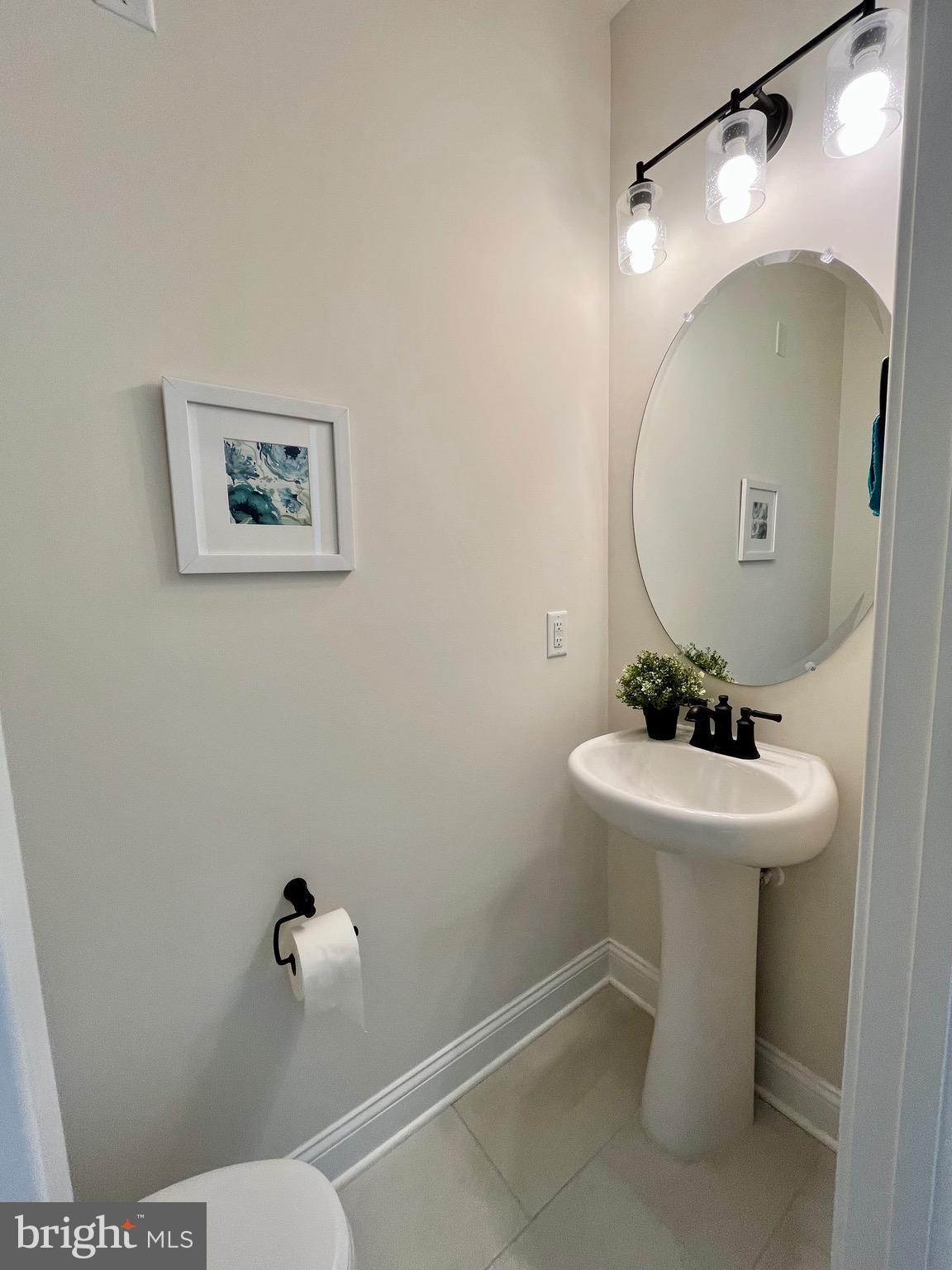 LINK AT W SQUARED - Residential Lease