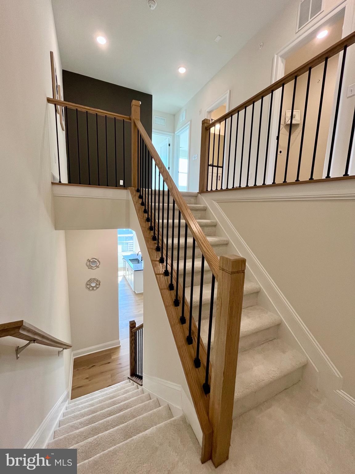 LINK AT W SQUARED - Residential Lease