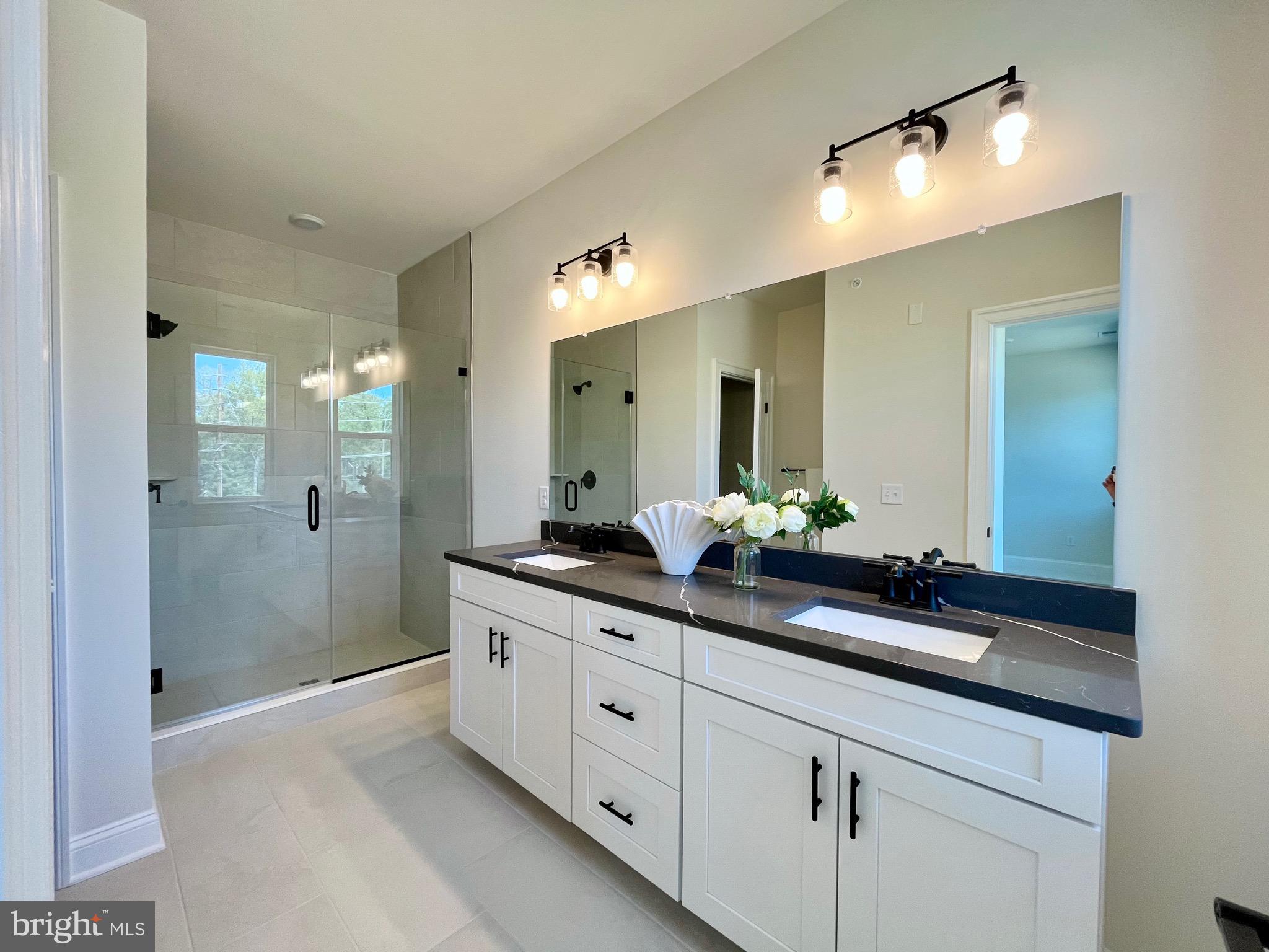 LINK AT W SQUARED - Residential Lease