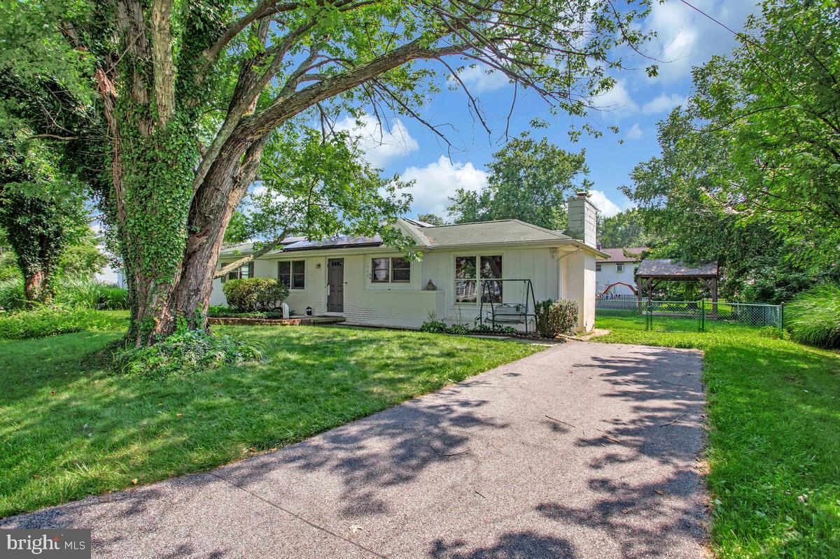 SAUNDERS POINT - Residential