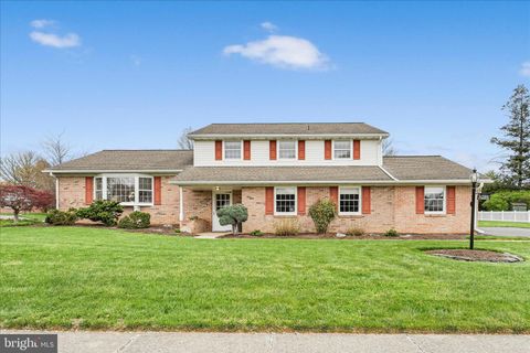 29 MAYFIELD DRIVE LEOLA PA 17540