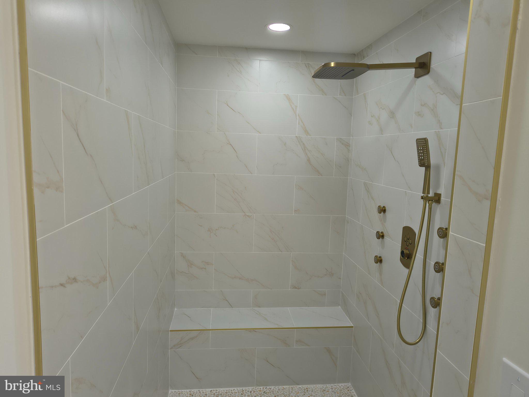 CHARTWELL ON THE SEVERN - Residential