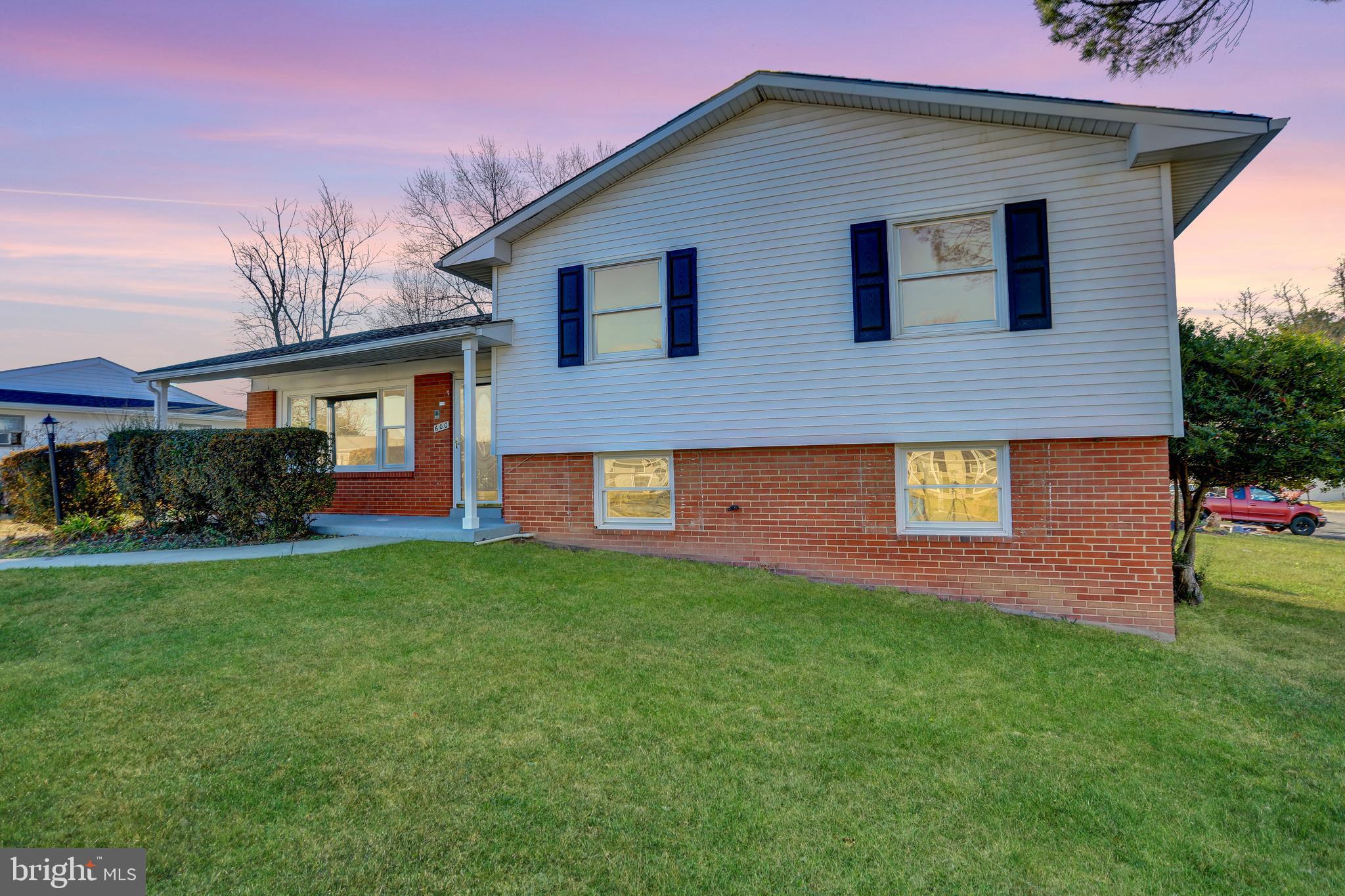 STERLING  PARK - Residential