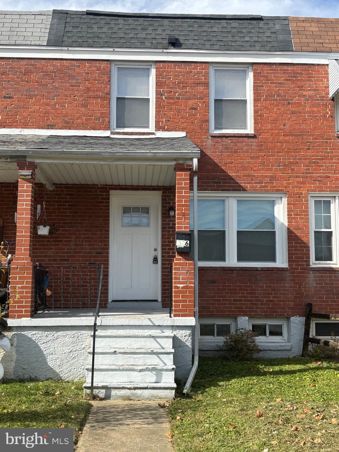 BEVERLY HILLS - Residential Lease