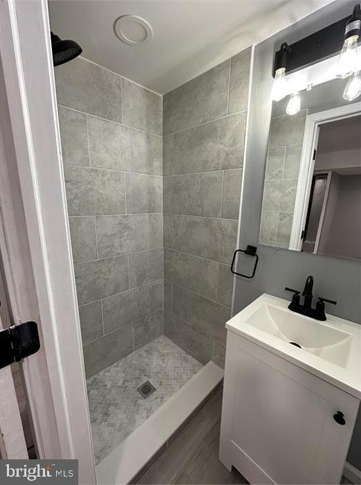 BEVERLY HILLS - Residential Lease