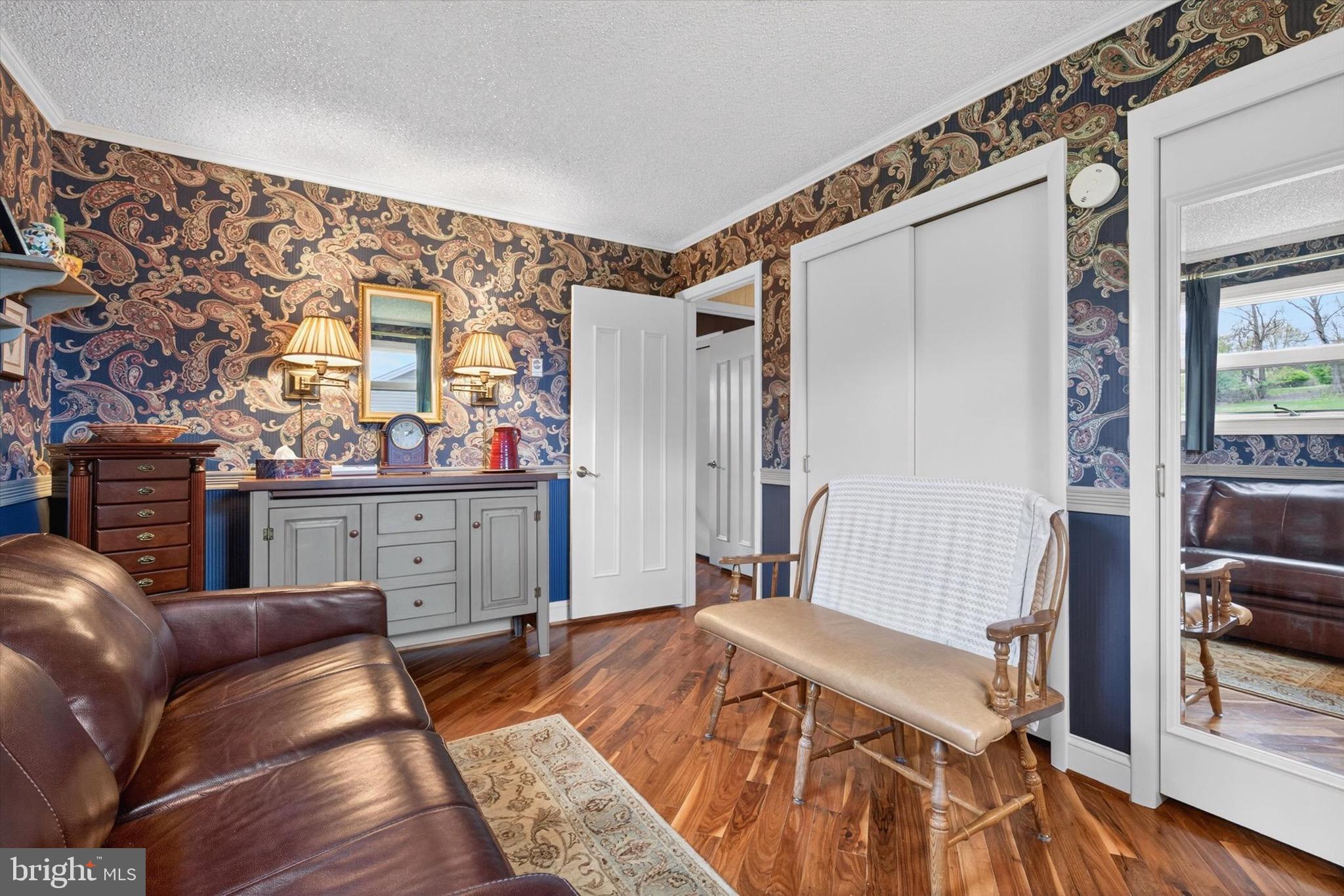 LAKE WYNONAH - Residential