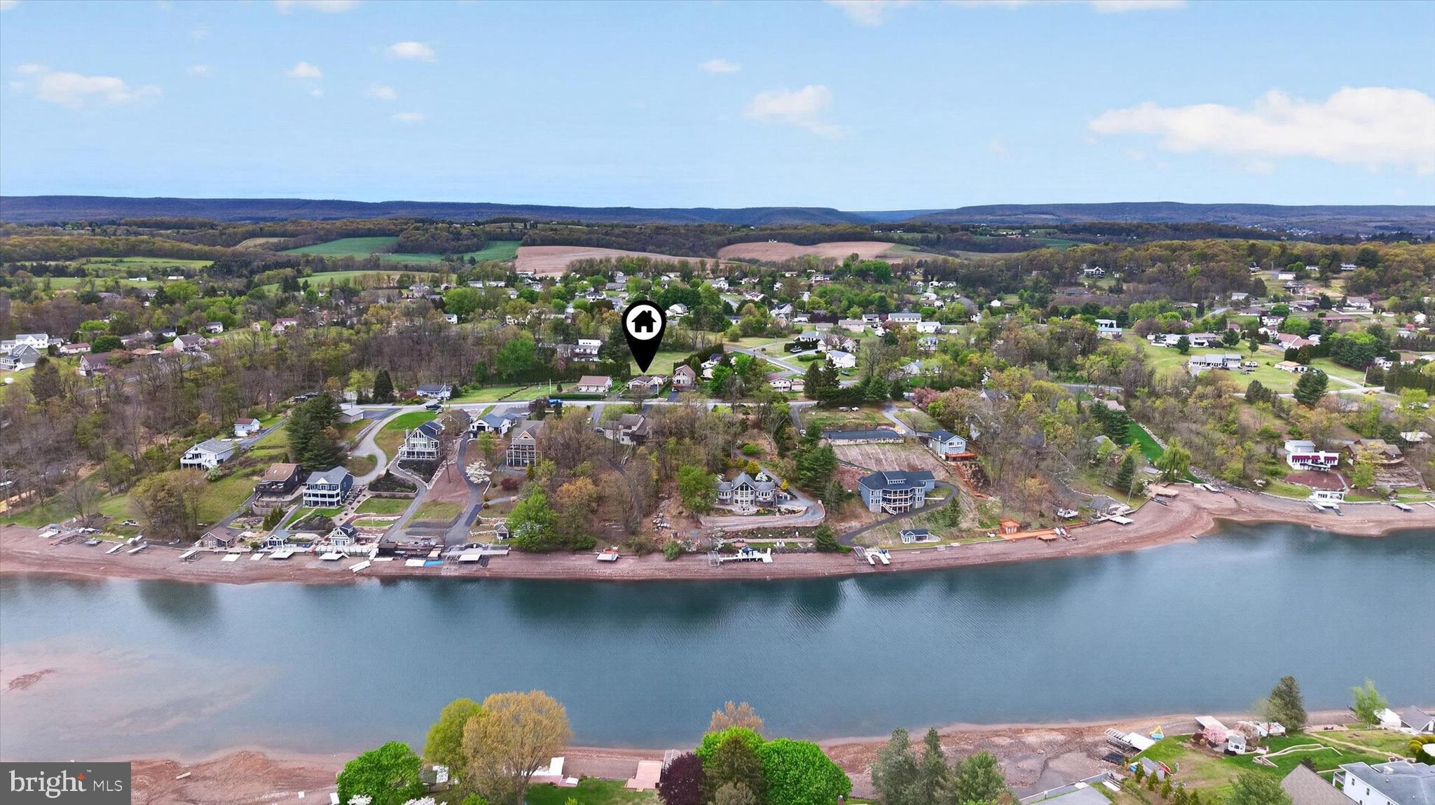 LAKE WYNONAH - Residential