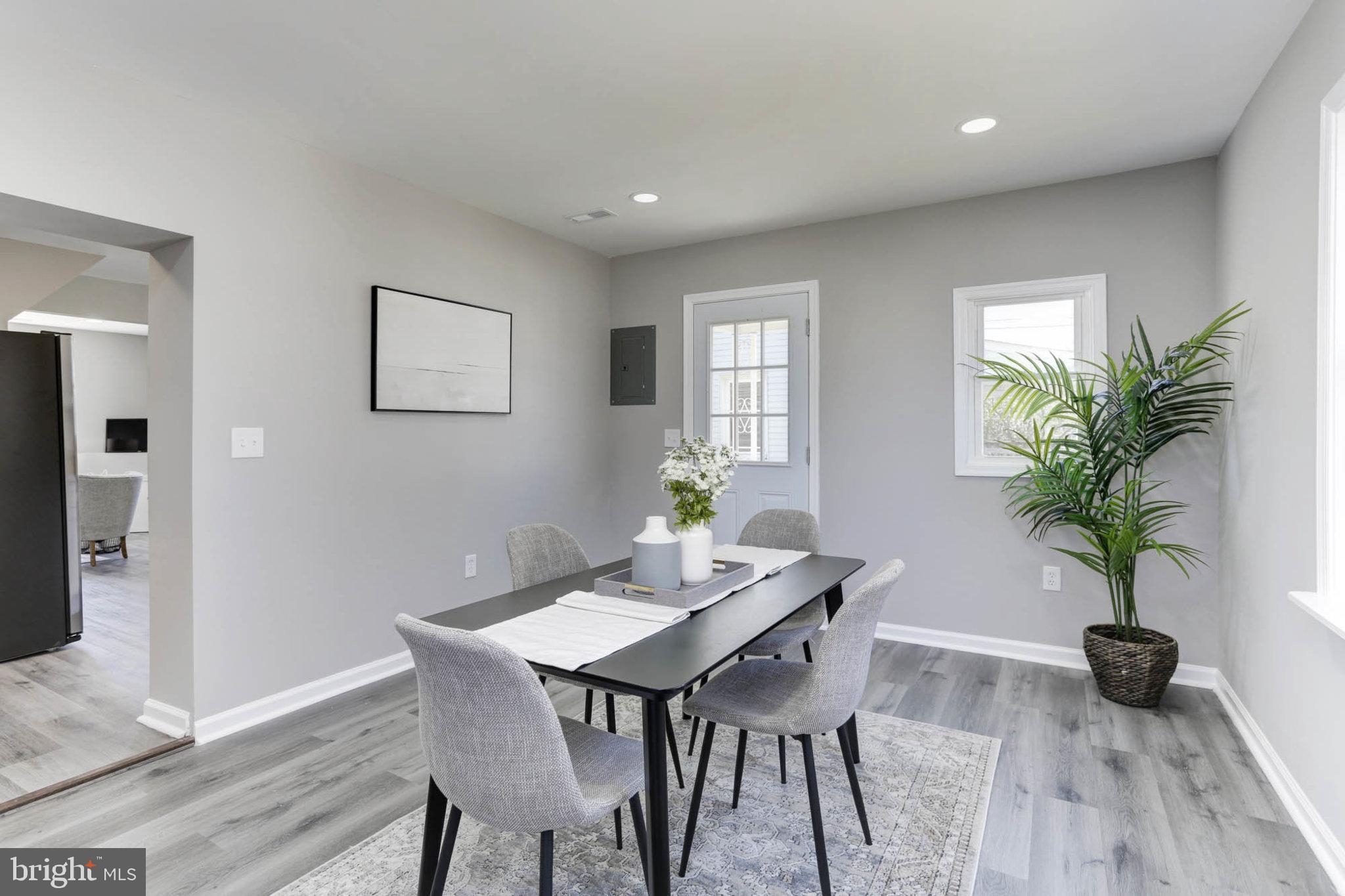 EASTERN TERRACE - Residential