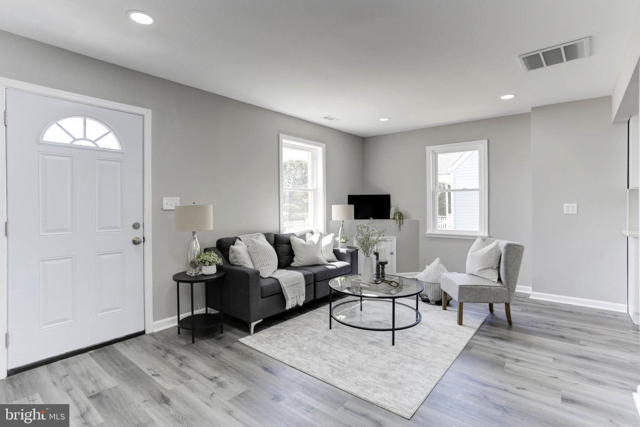 EASTERN TERRACE - Residential