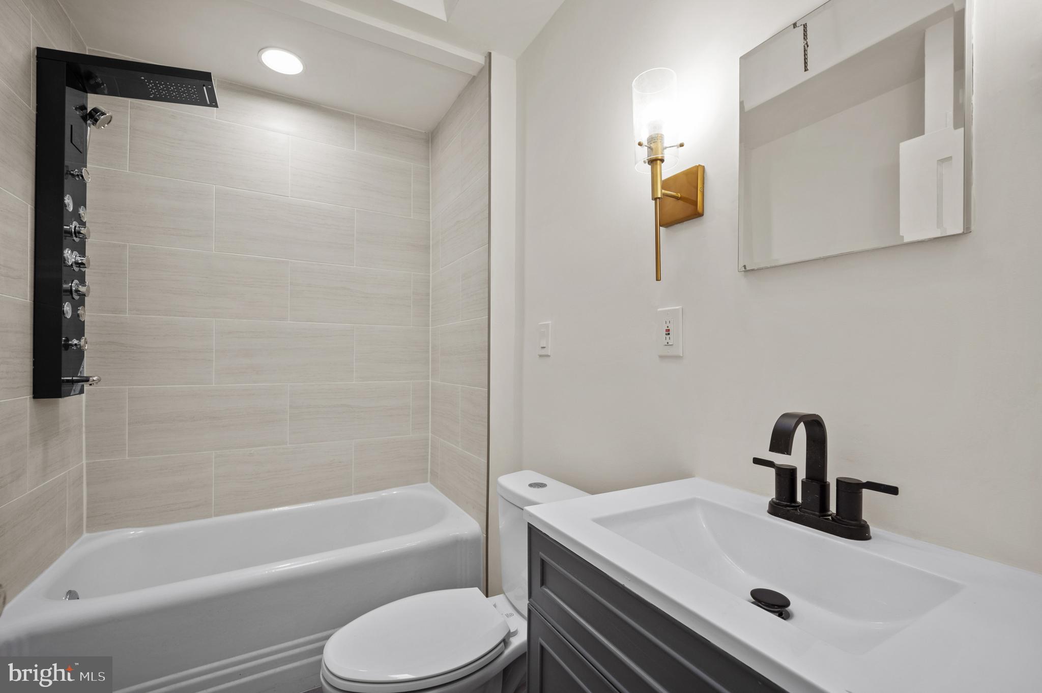 WEST OAK LANE - Residential