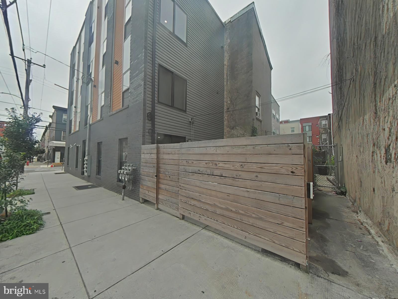 FRANCISVILLE - Residential Income