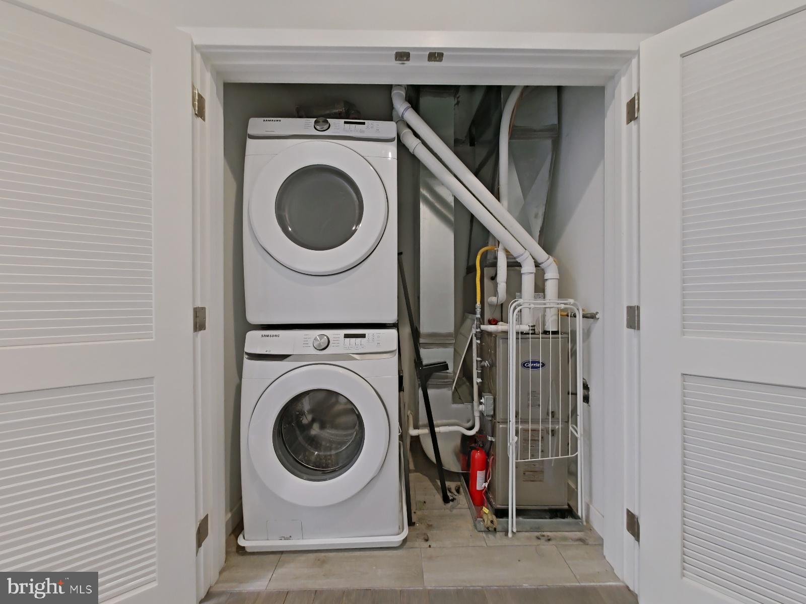 FRANCISVILLE - Residential Income