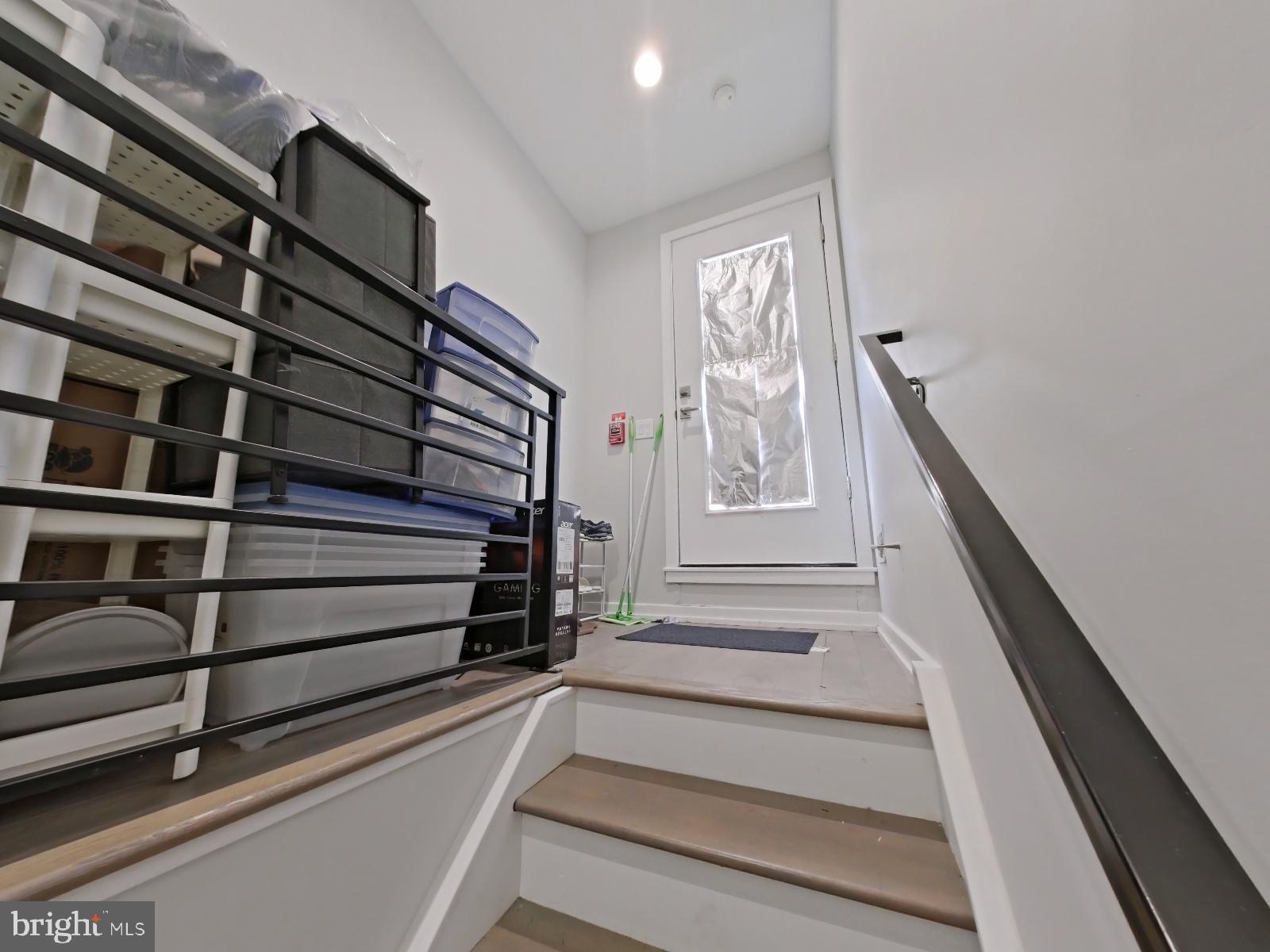 FRANCISVILLE - Residential Income