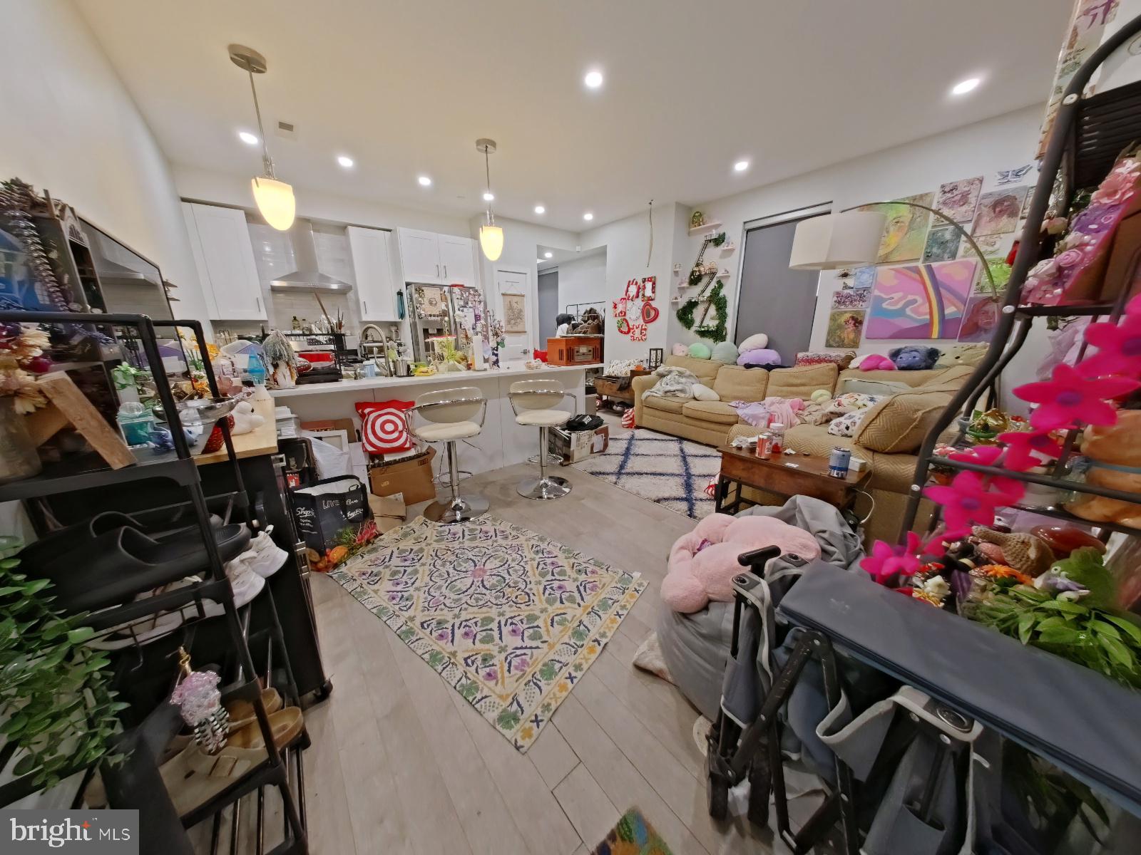 FRANCISVILLE - Residential Income