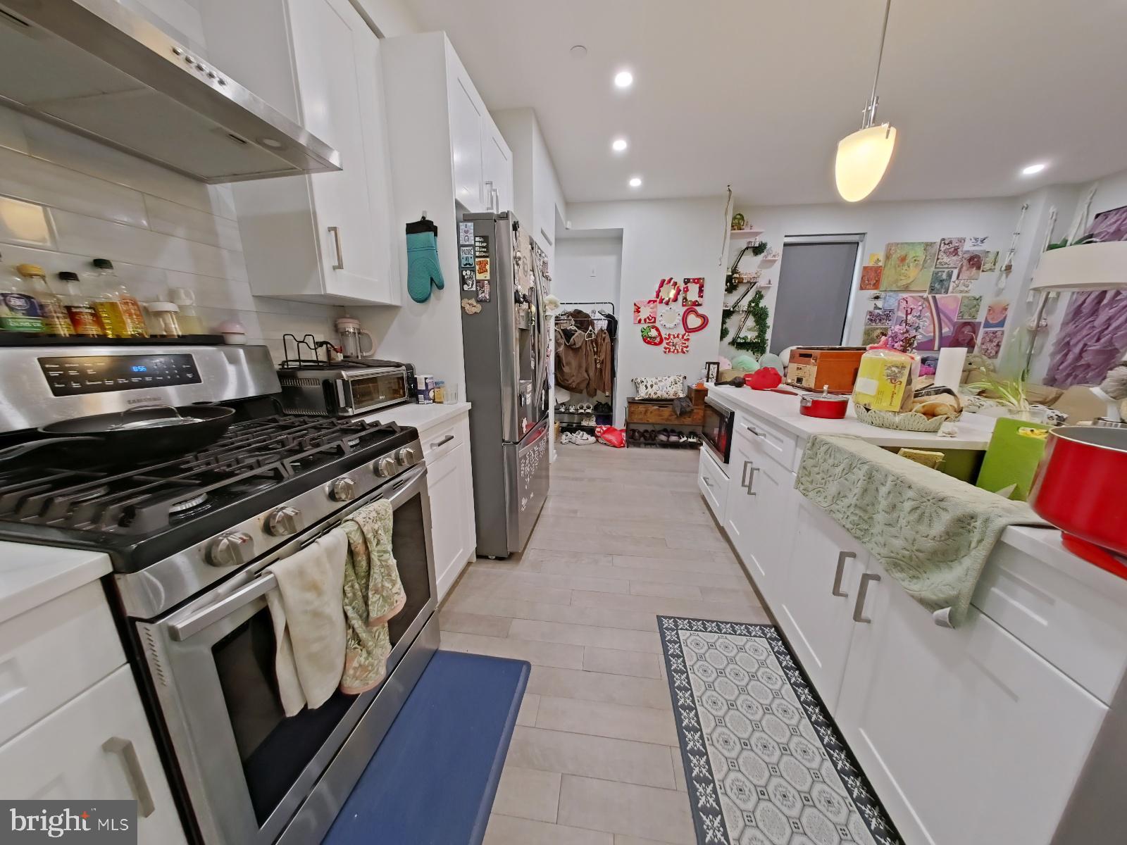 FRANCISVILLE - Residential Income