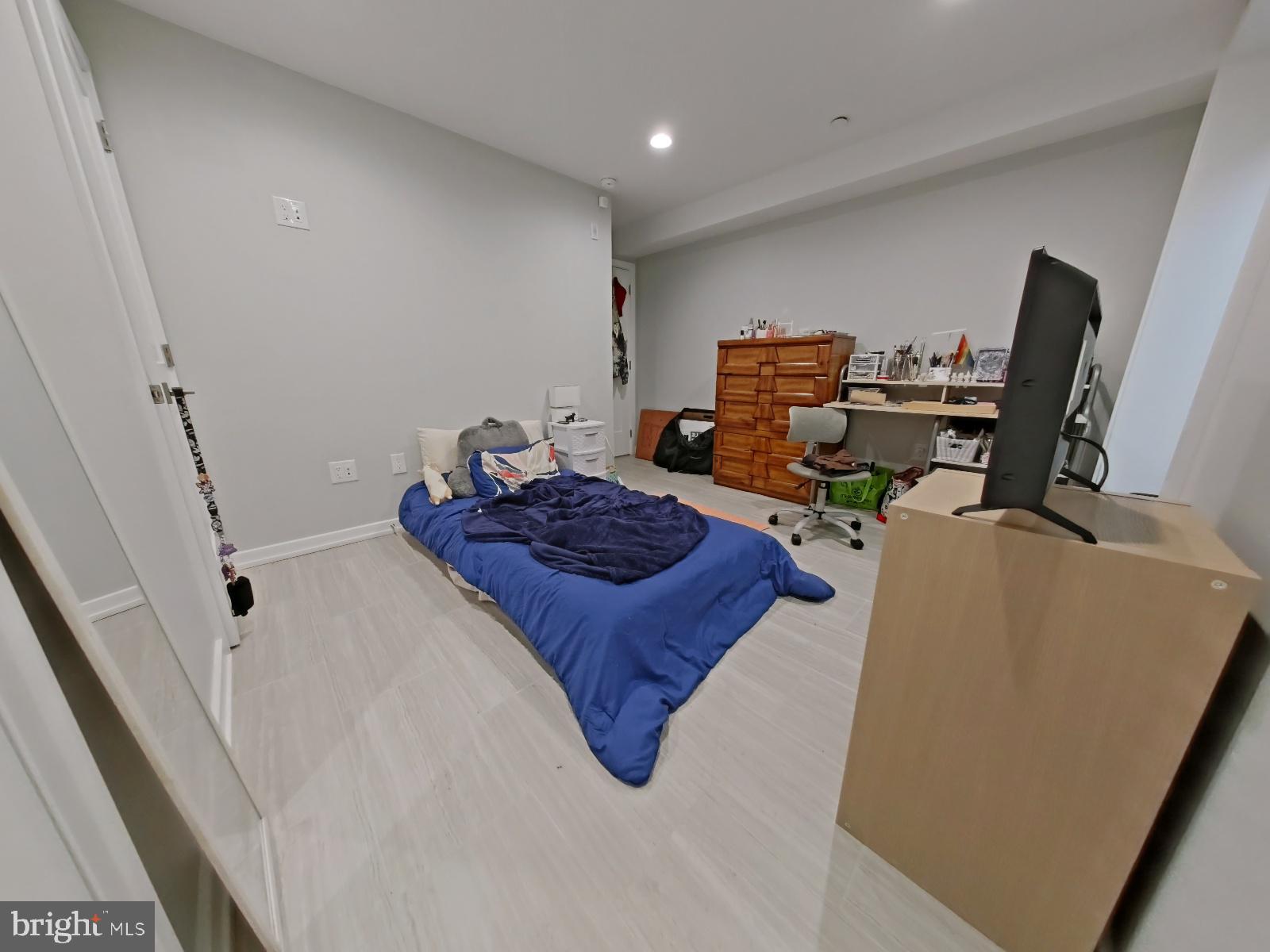 FRANCISVILLE - Residential Income