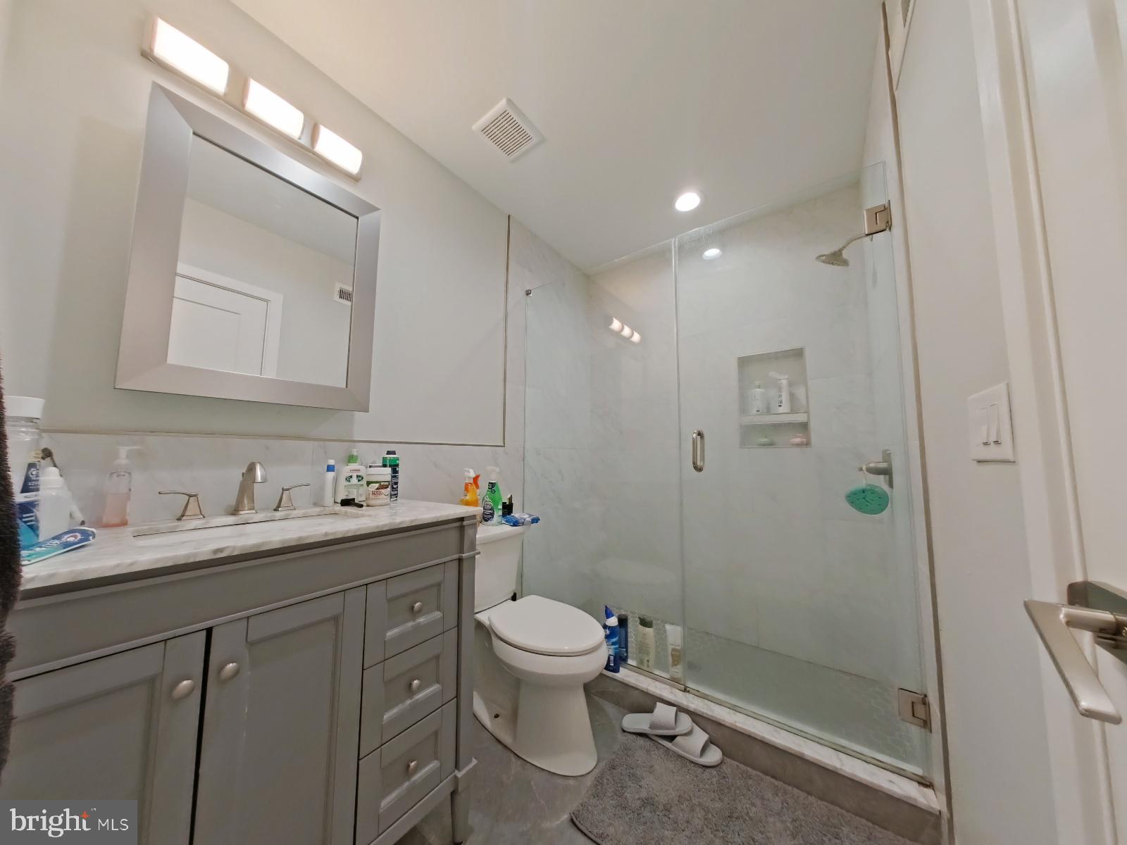 FRANCISVILLE - Residential Income