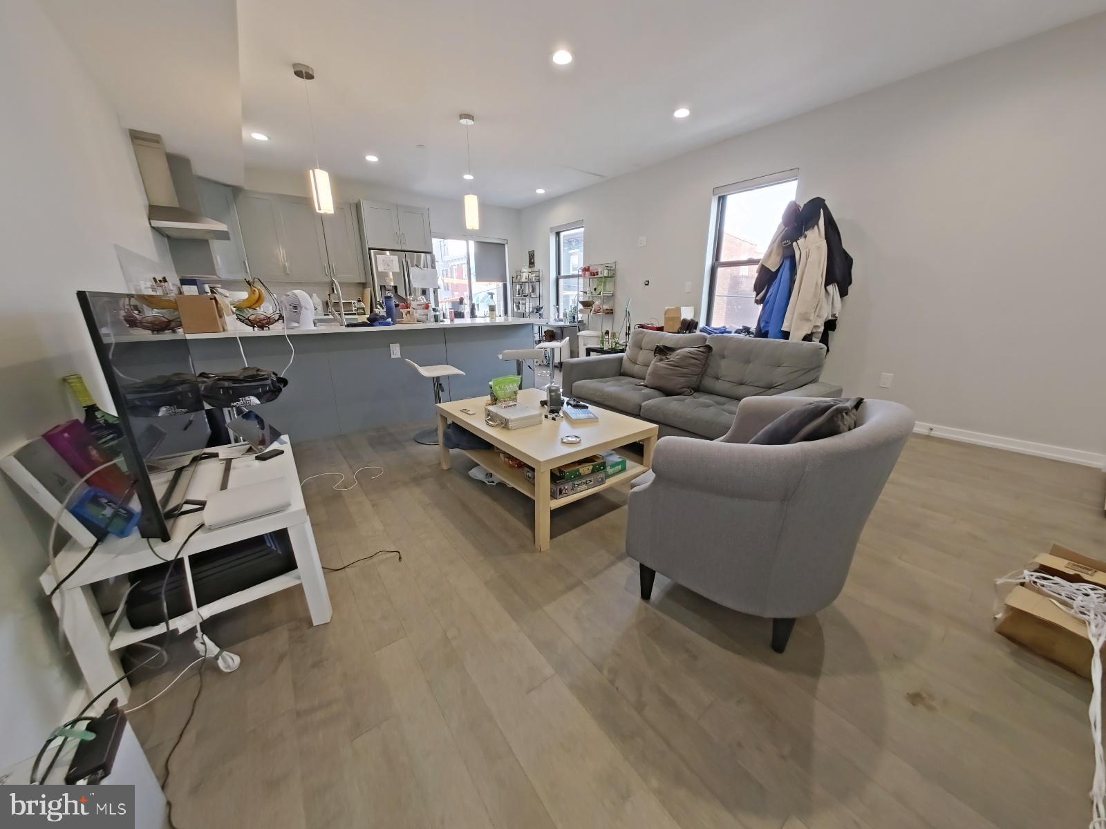 FRANCISVILLE - Residential Income