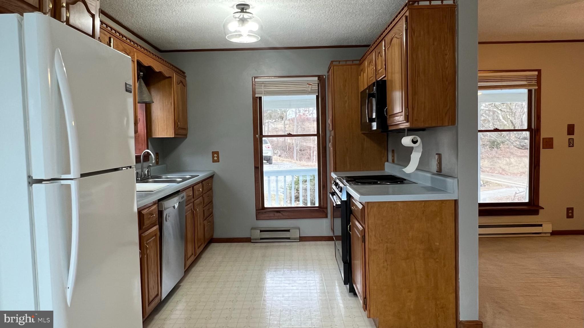 MATHIAS ESTATES - Residential