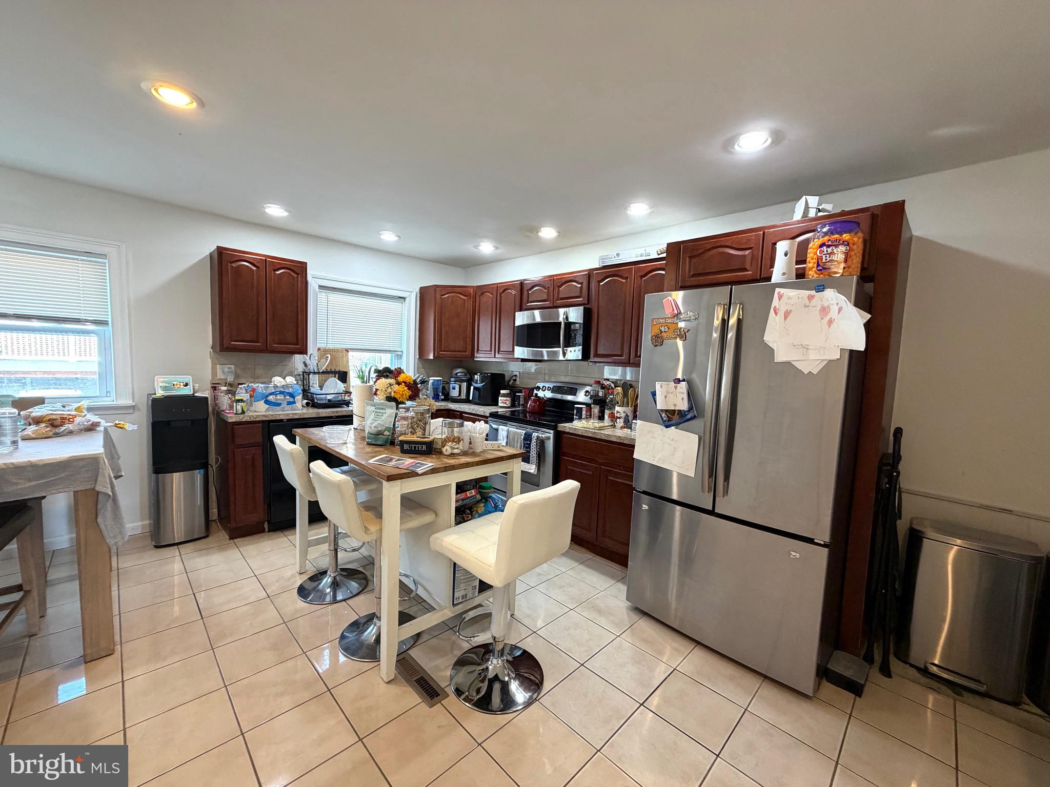 MAYFAIR - Residential