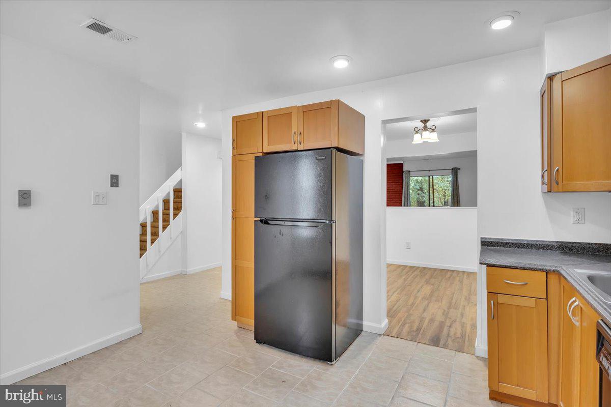 1105 BROMLEY ESTATE