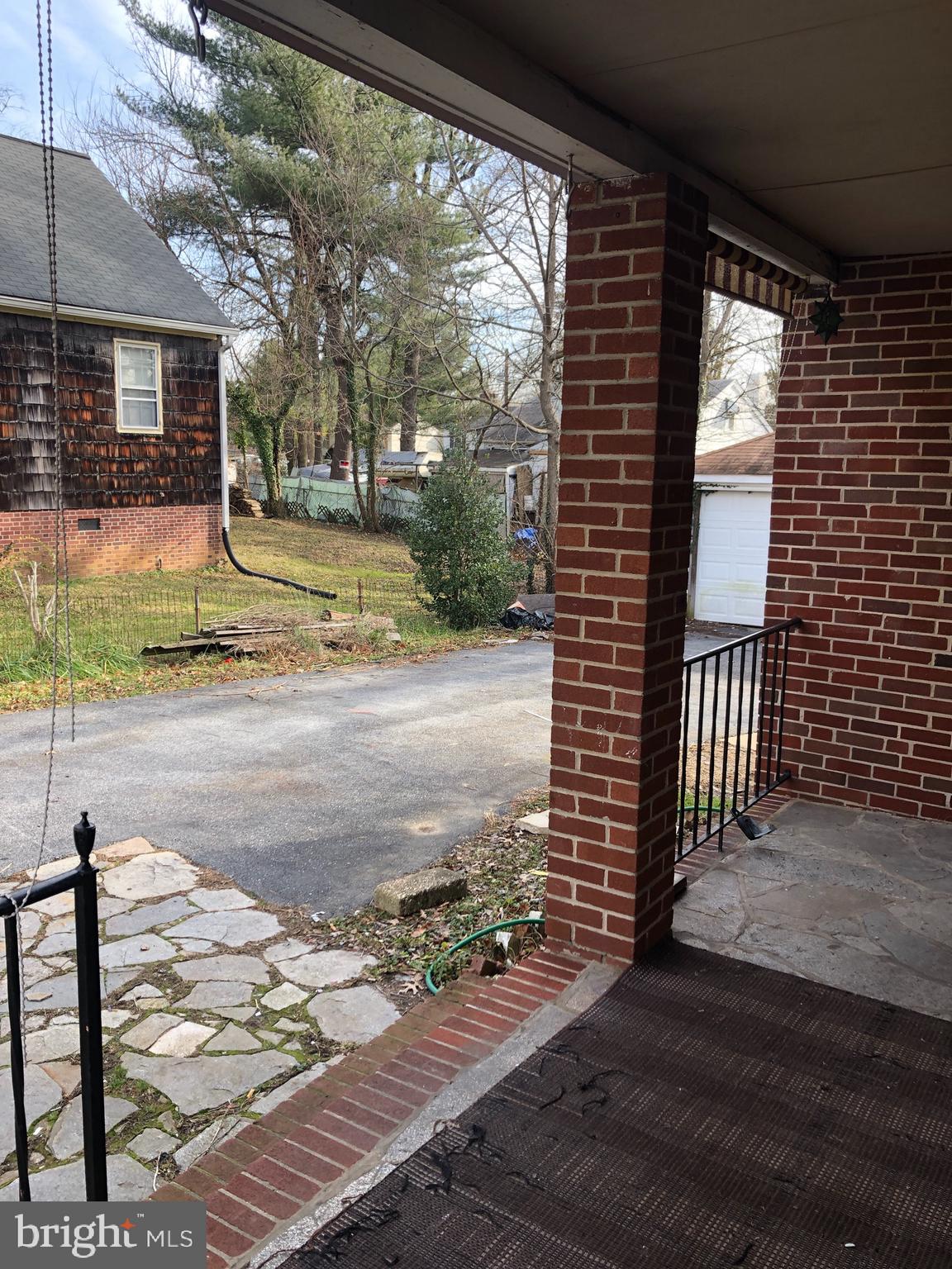 WOODLAWN - Residential