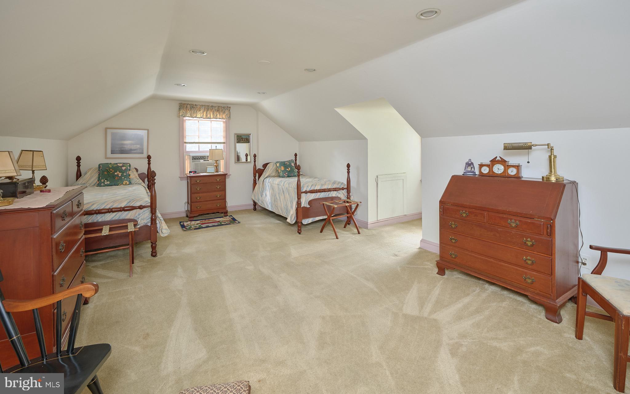 BRYN MAWR - Residential