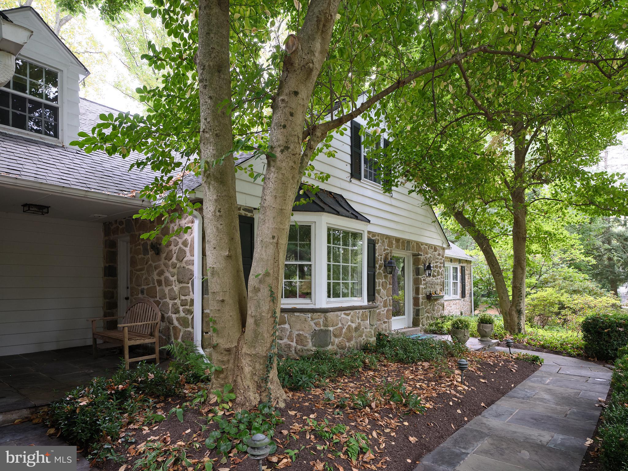 BRYN MAWR - Residential