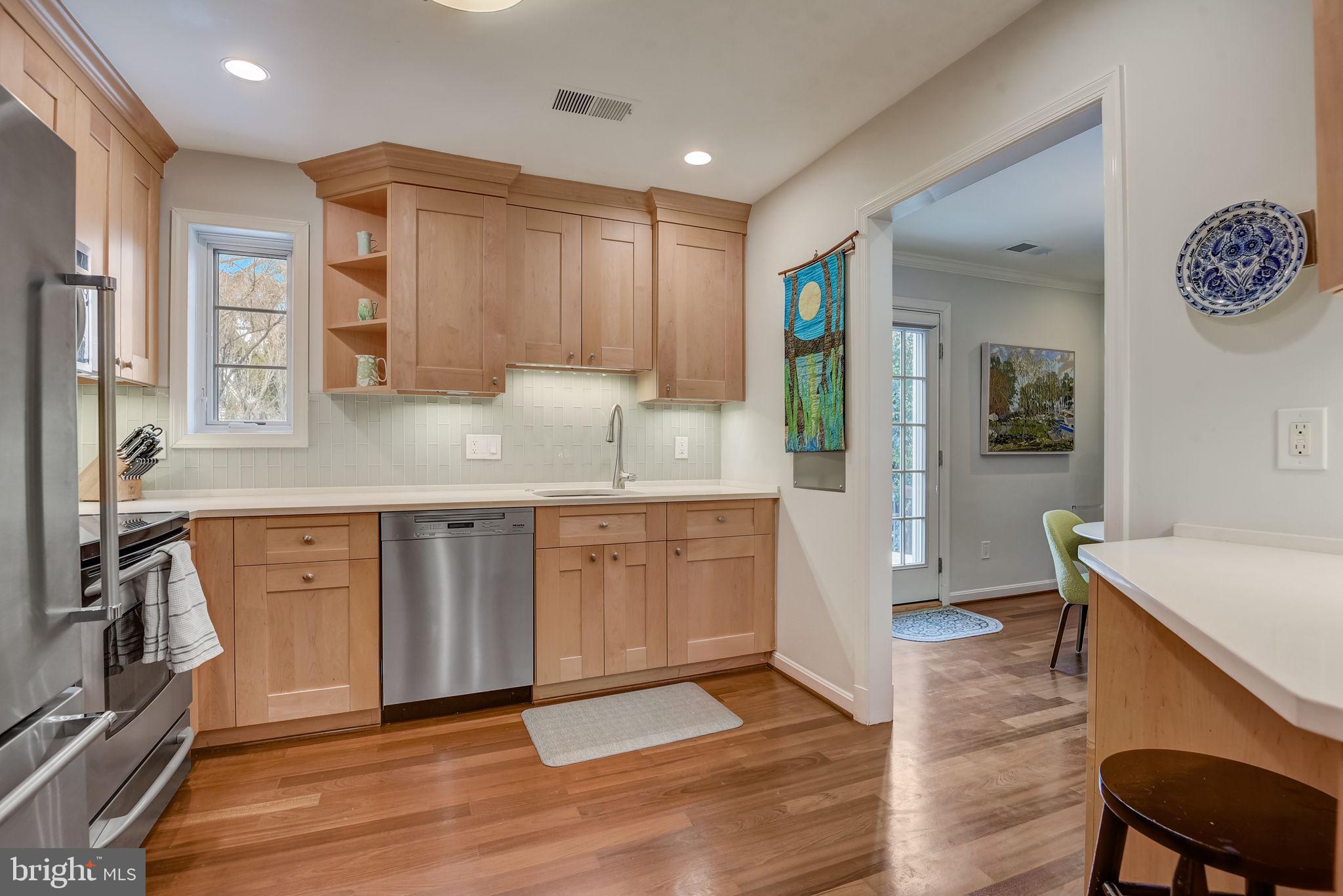 KENWOOD FOREST - Residential