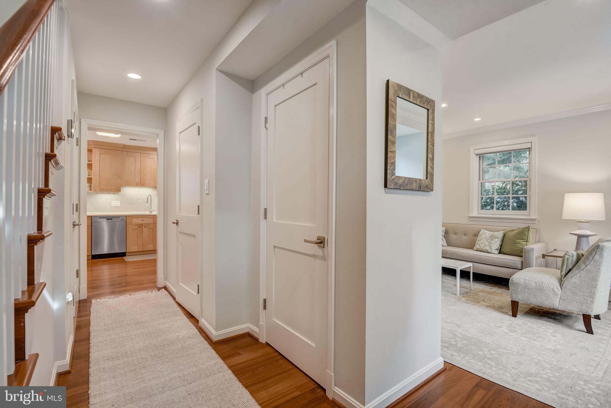 KENWOOD FOREST - Residential