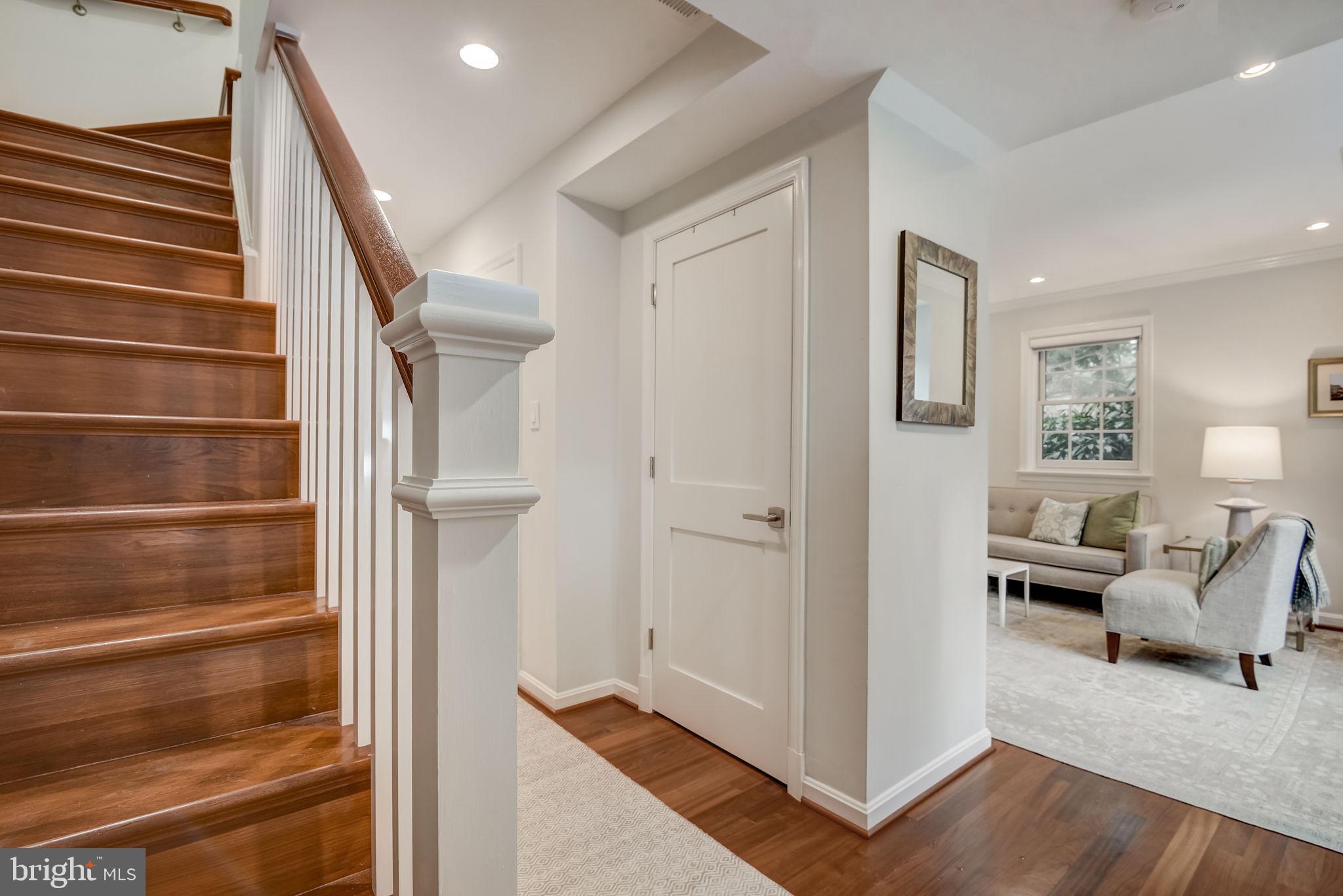 KENWOOD FOREST - Residential