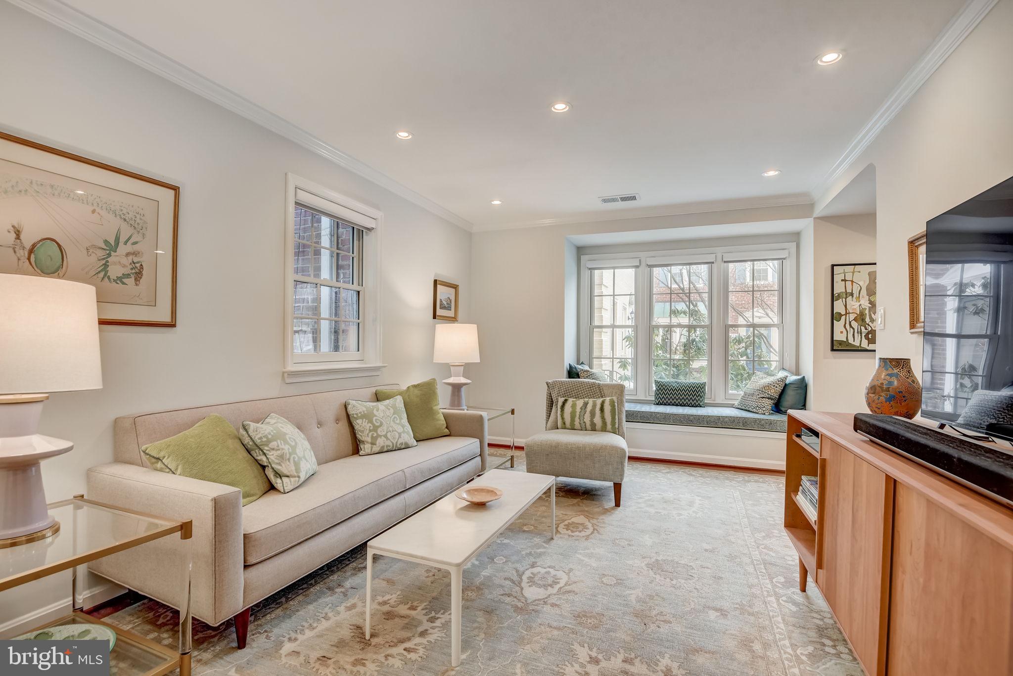 KENWOOD FOREST - Residential