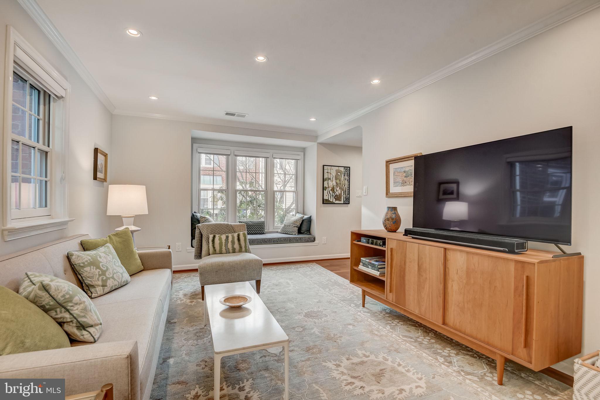 KENWOOD FOREST - Residential