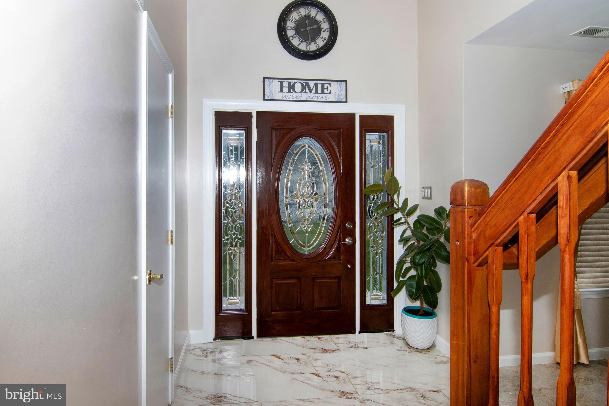 50 E MEADOWBROOK CIRCLE