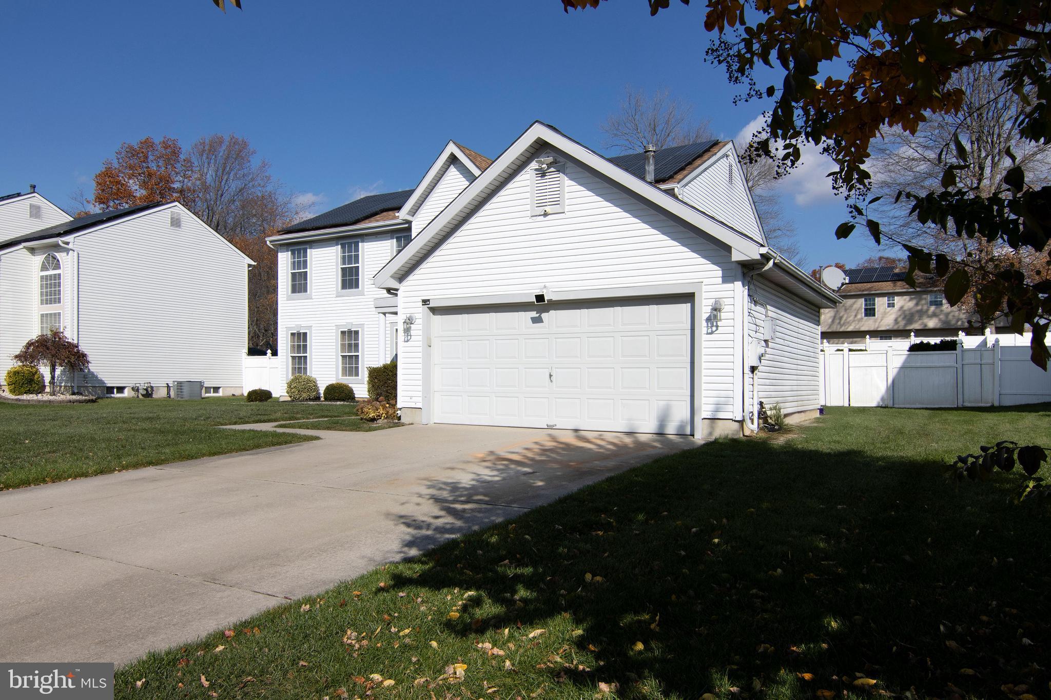 50 E MEADOWBROOK CIRCLE