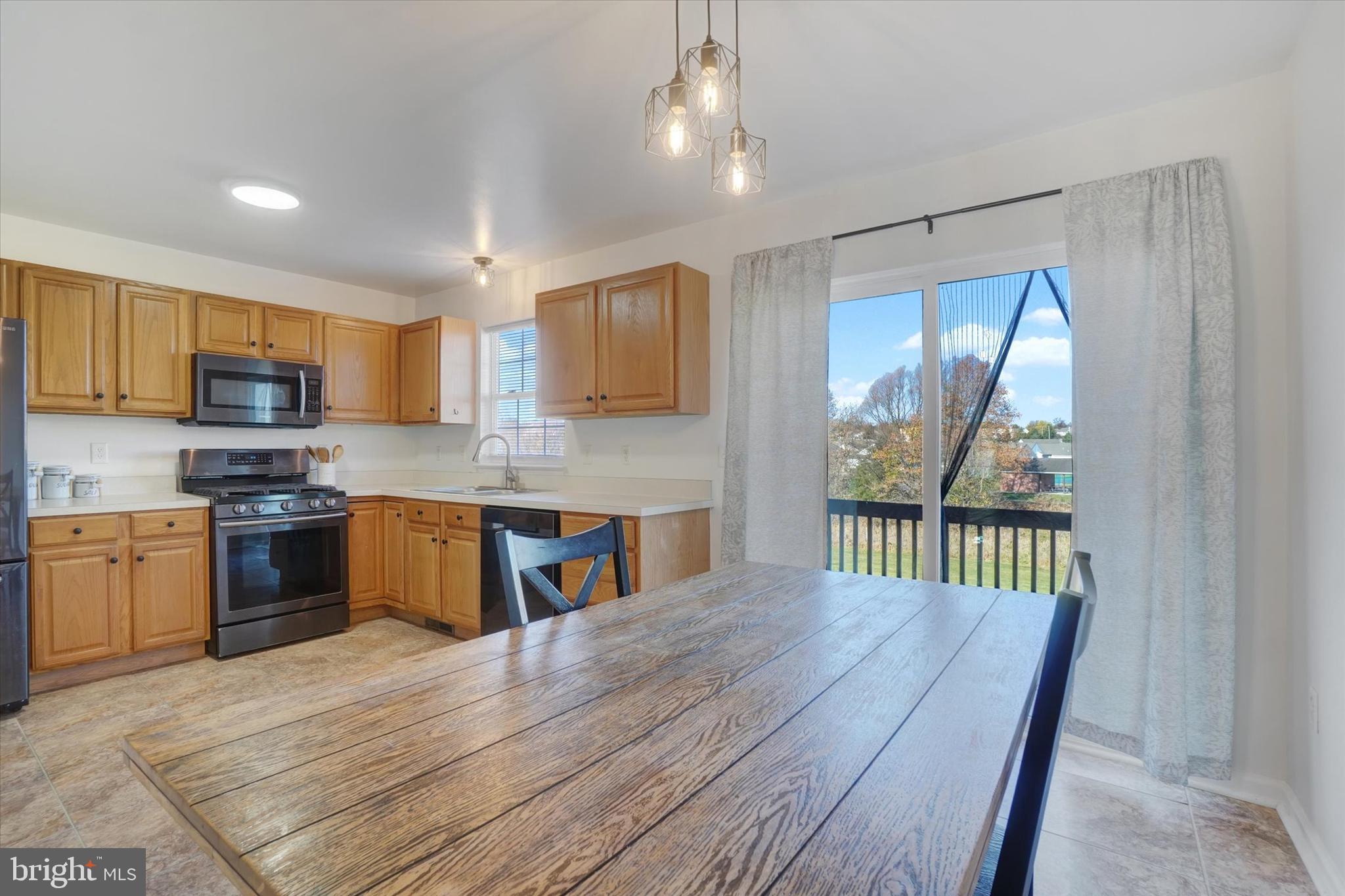 HEARTHRIDGE/WOODMONT - Residential