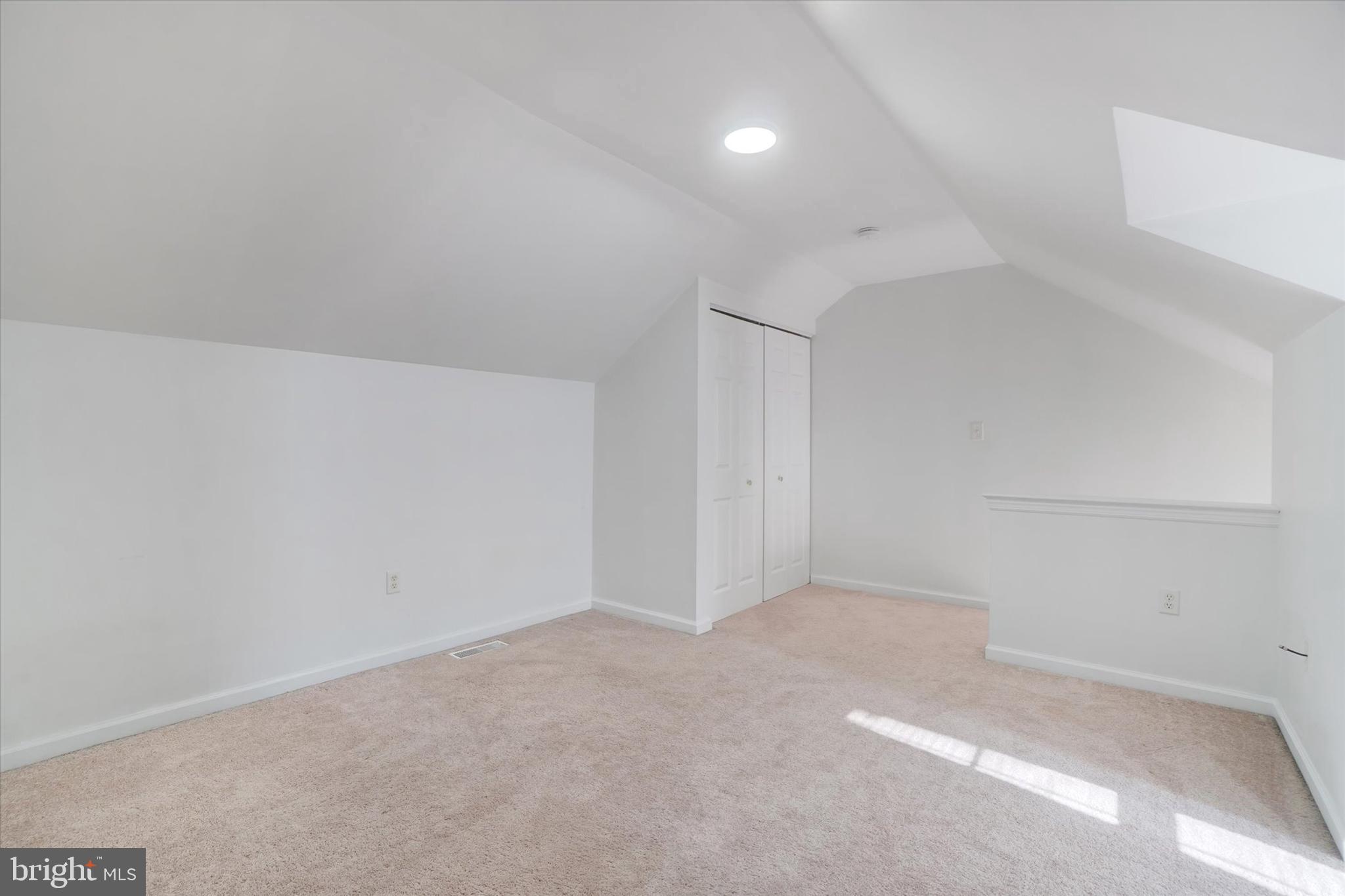 HEARTHRIDGE/WOODMONT - Residential