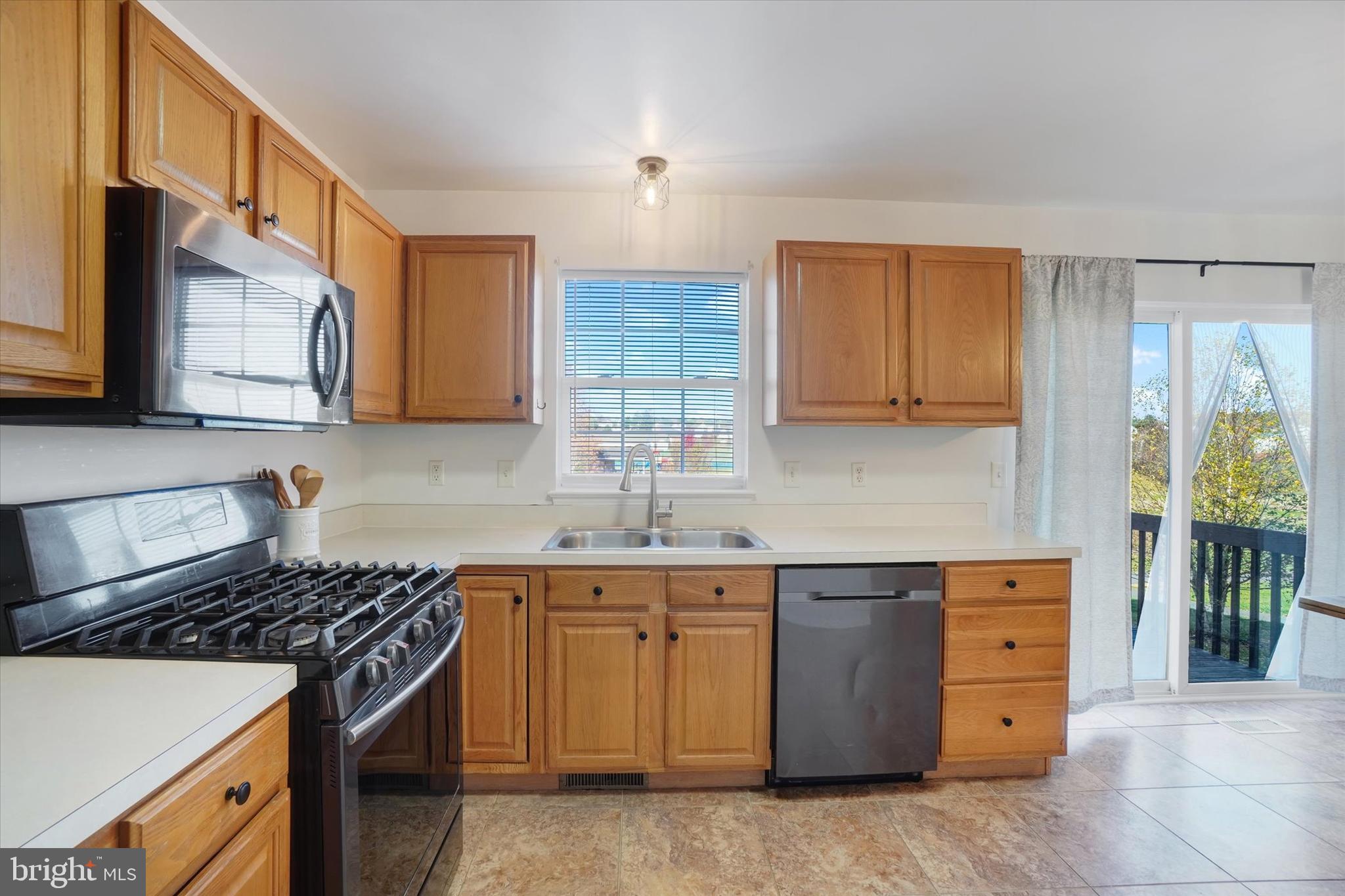 HEARTHRIDGE/WOODMONT - Residential